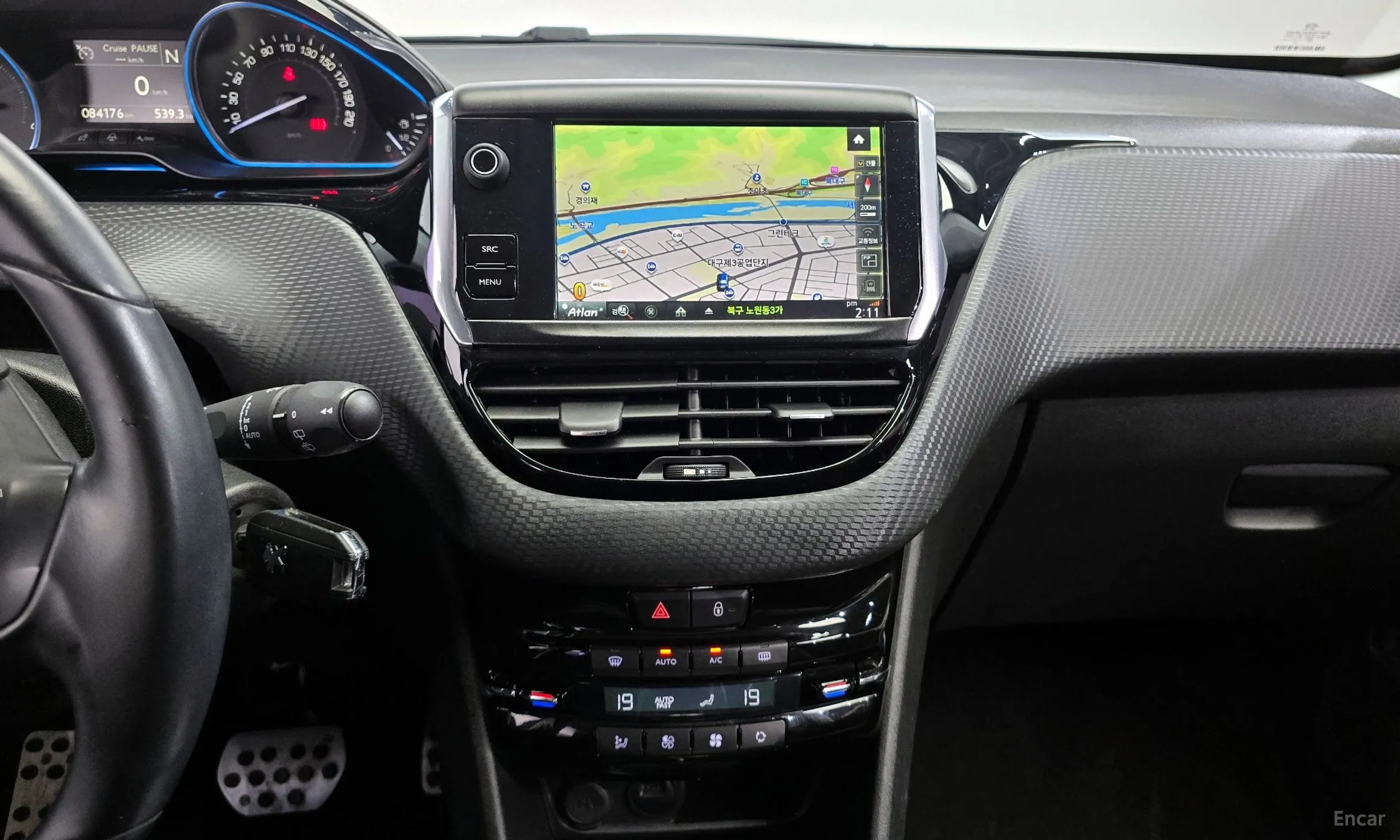 Peugeot 2008. превью 15