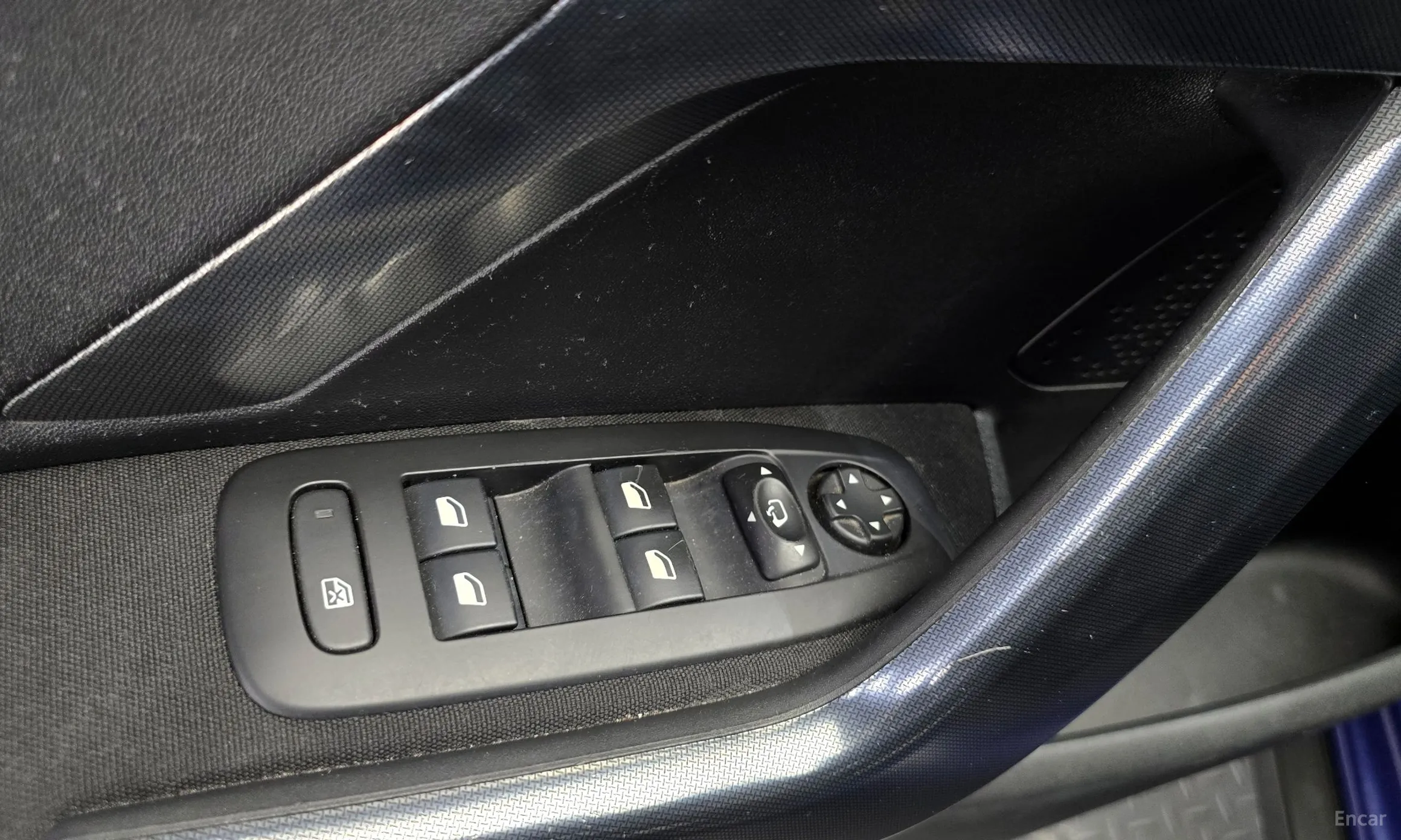 Peugeot 2008. превью 17