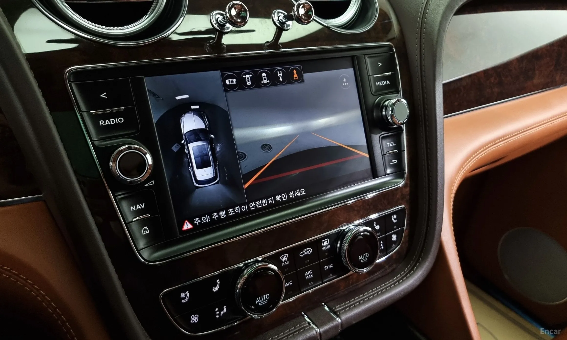 Bentley Bentayga превью 15