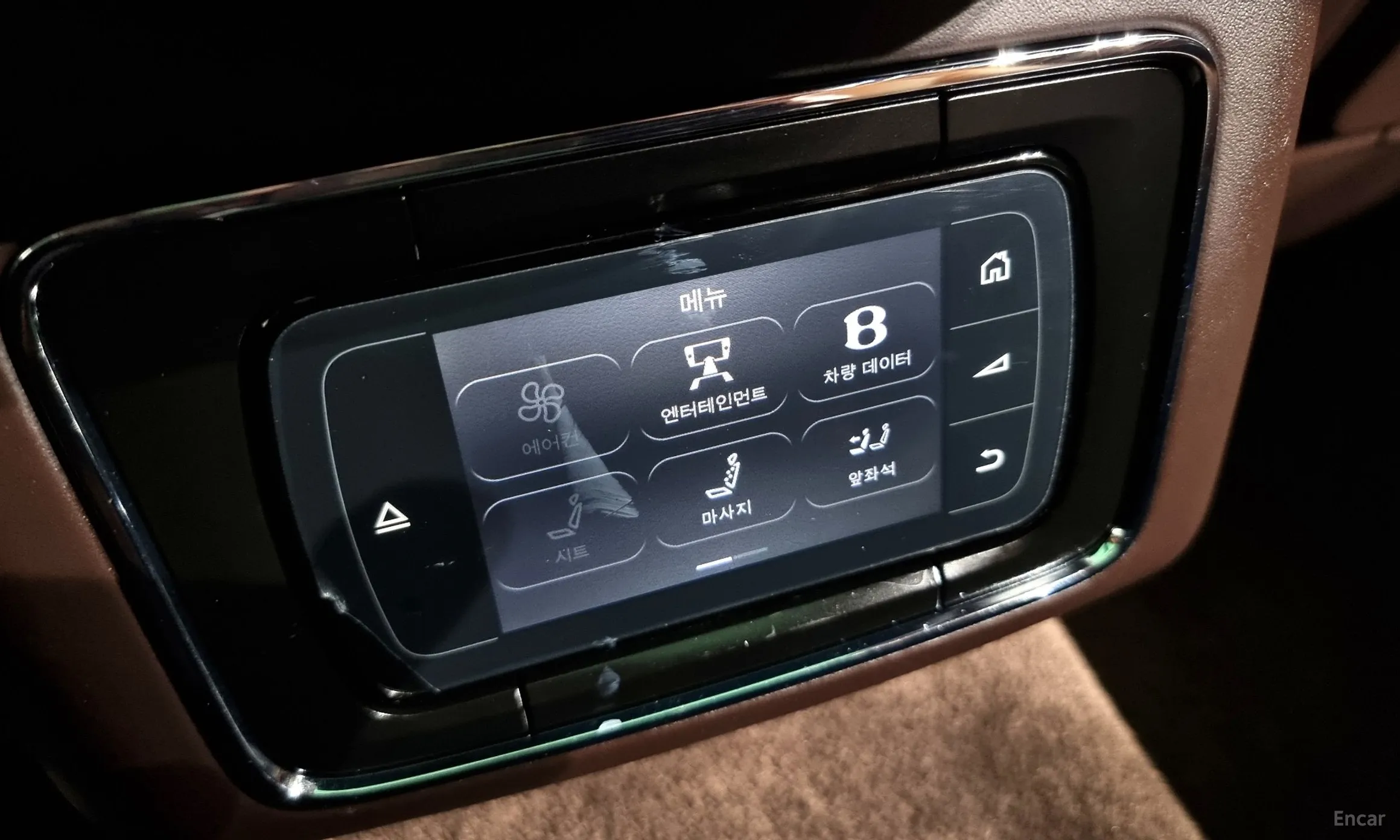 Bentley Bentayga превью 18