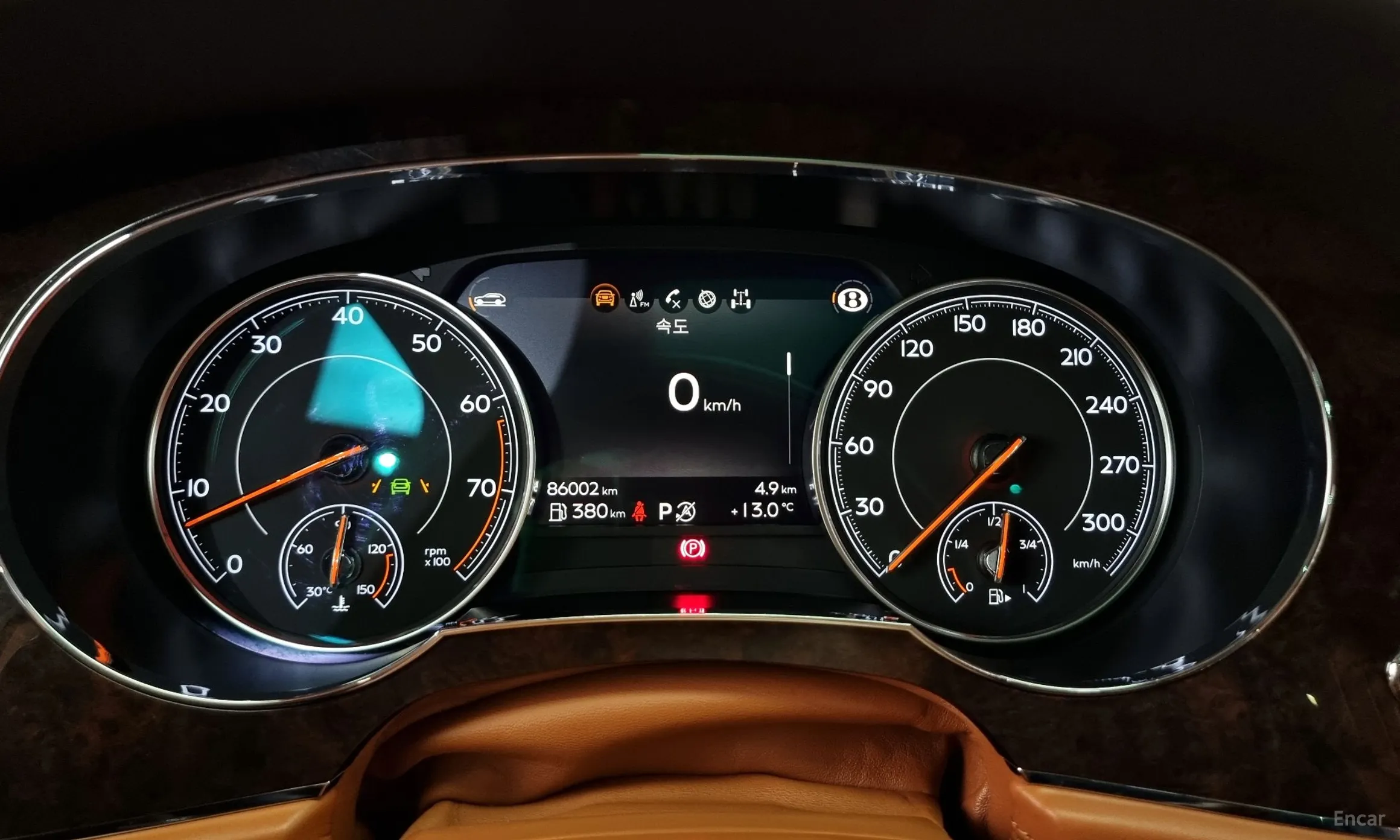 Bentley Bentayga превью 8