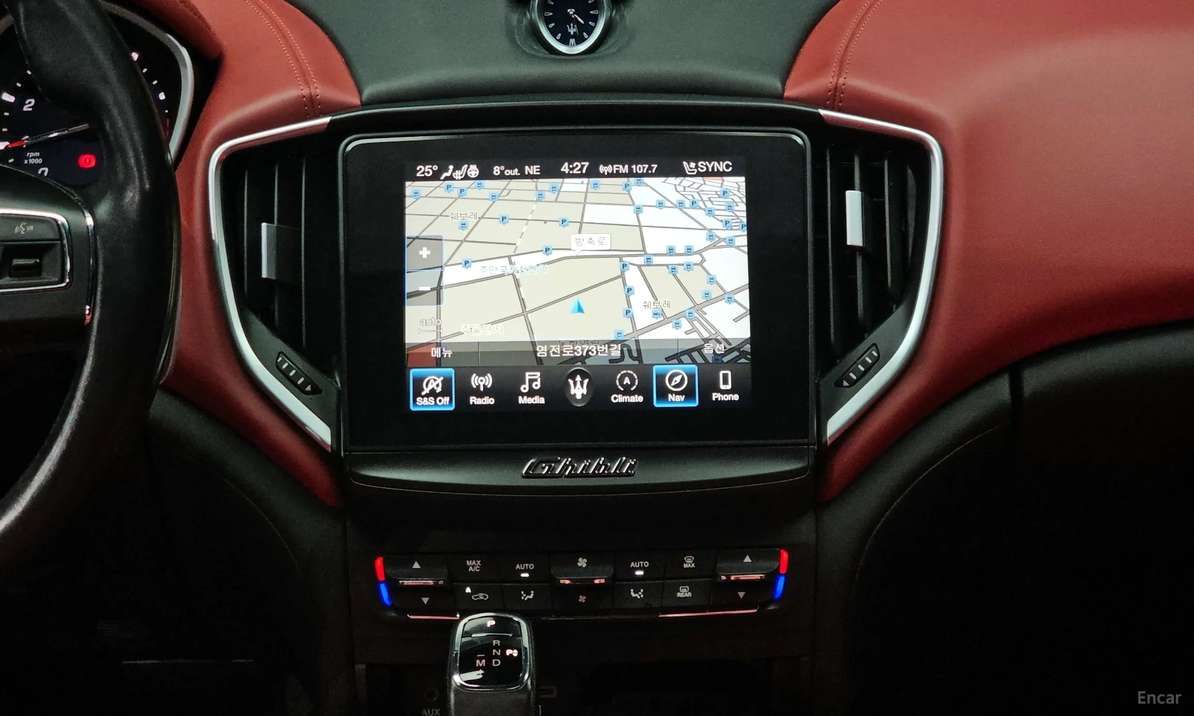 Maserati Ghibli превью 14
