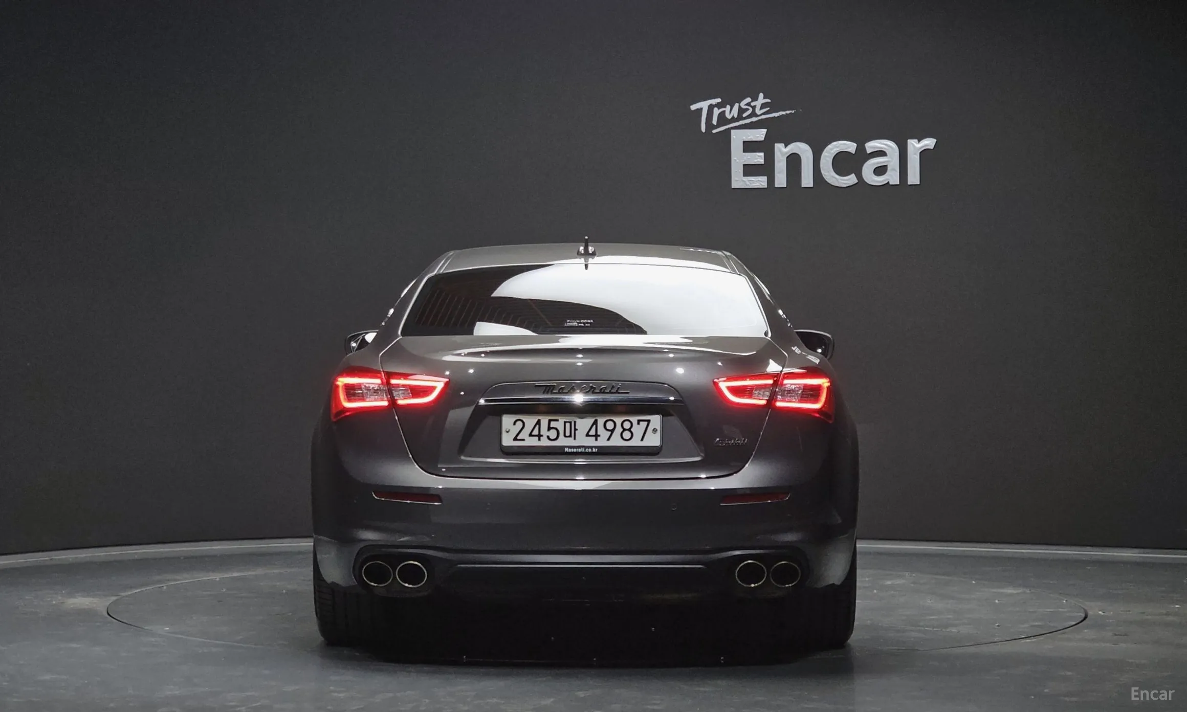 Maserati Ghibli превью 4