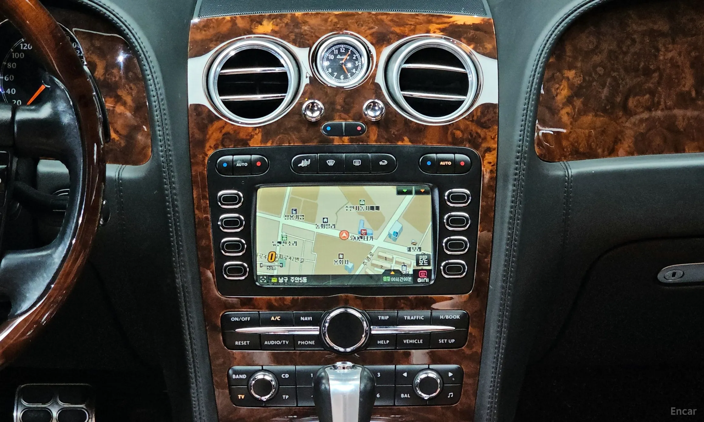 Bentley Flying Spur Gen 1 превью 14