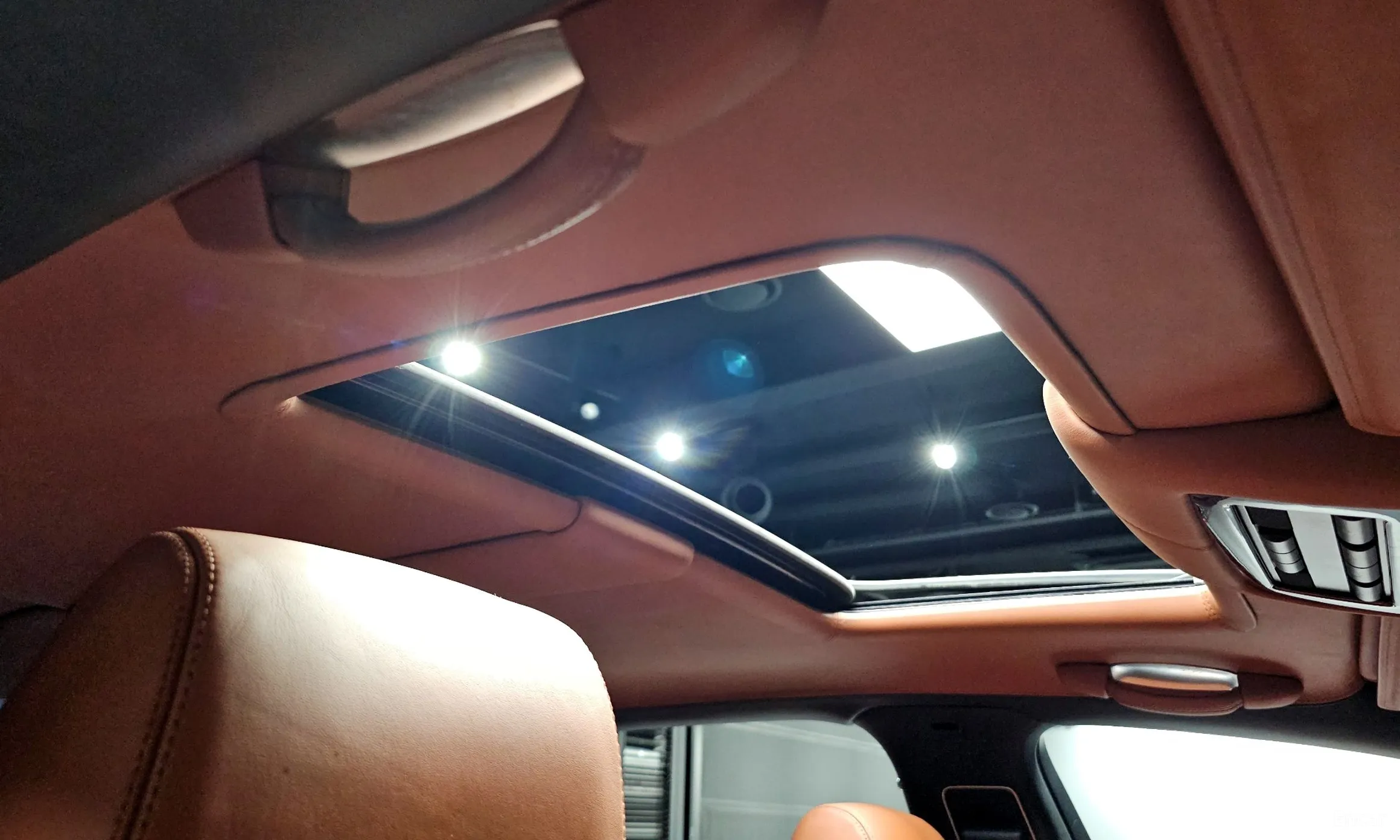 Bentley Flying Spur Gen 1 превью 18