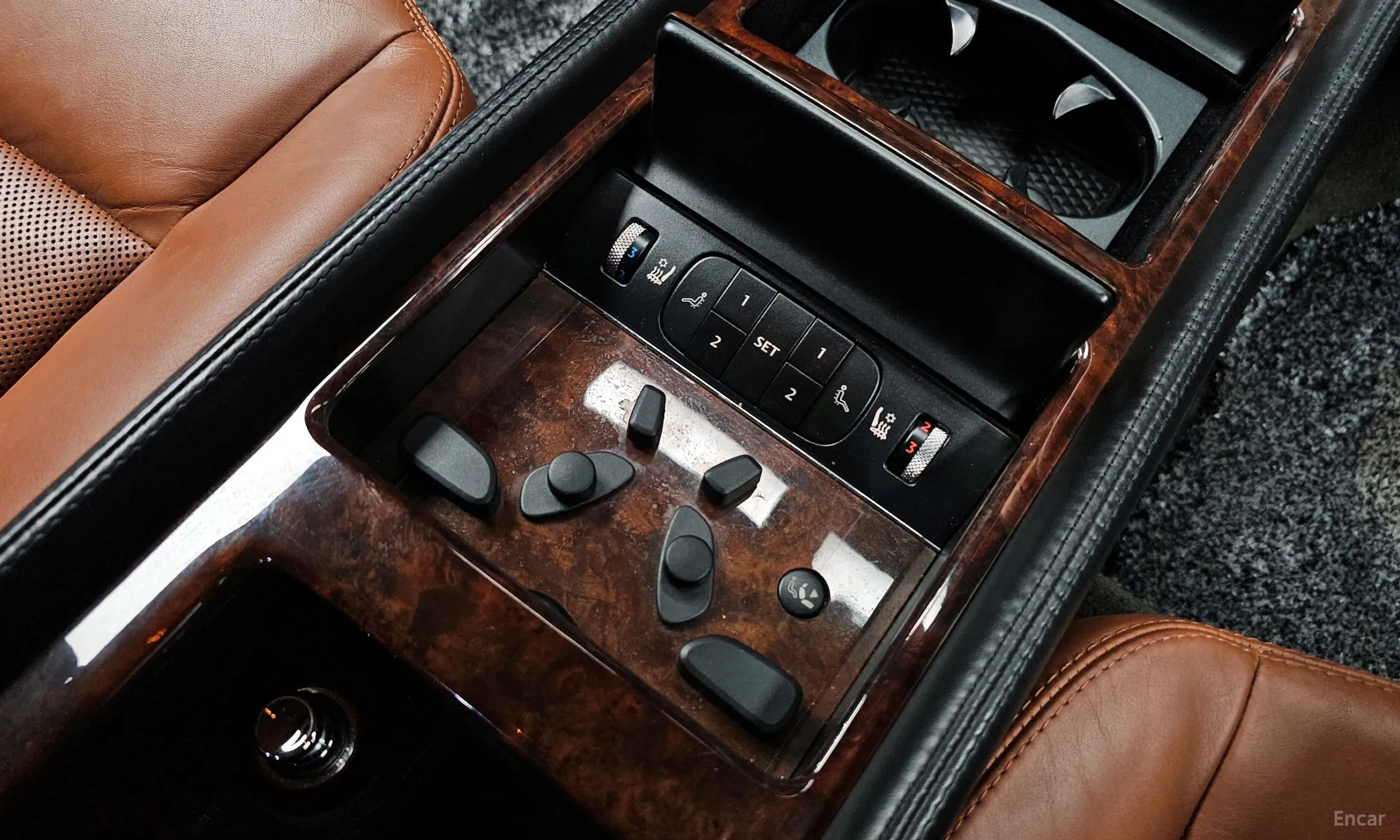 Bentley Flying Spur Gen 1 превью 19