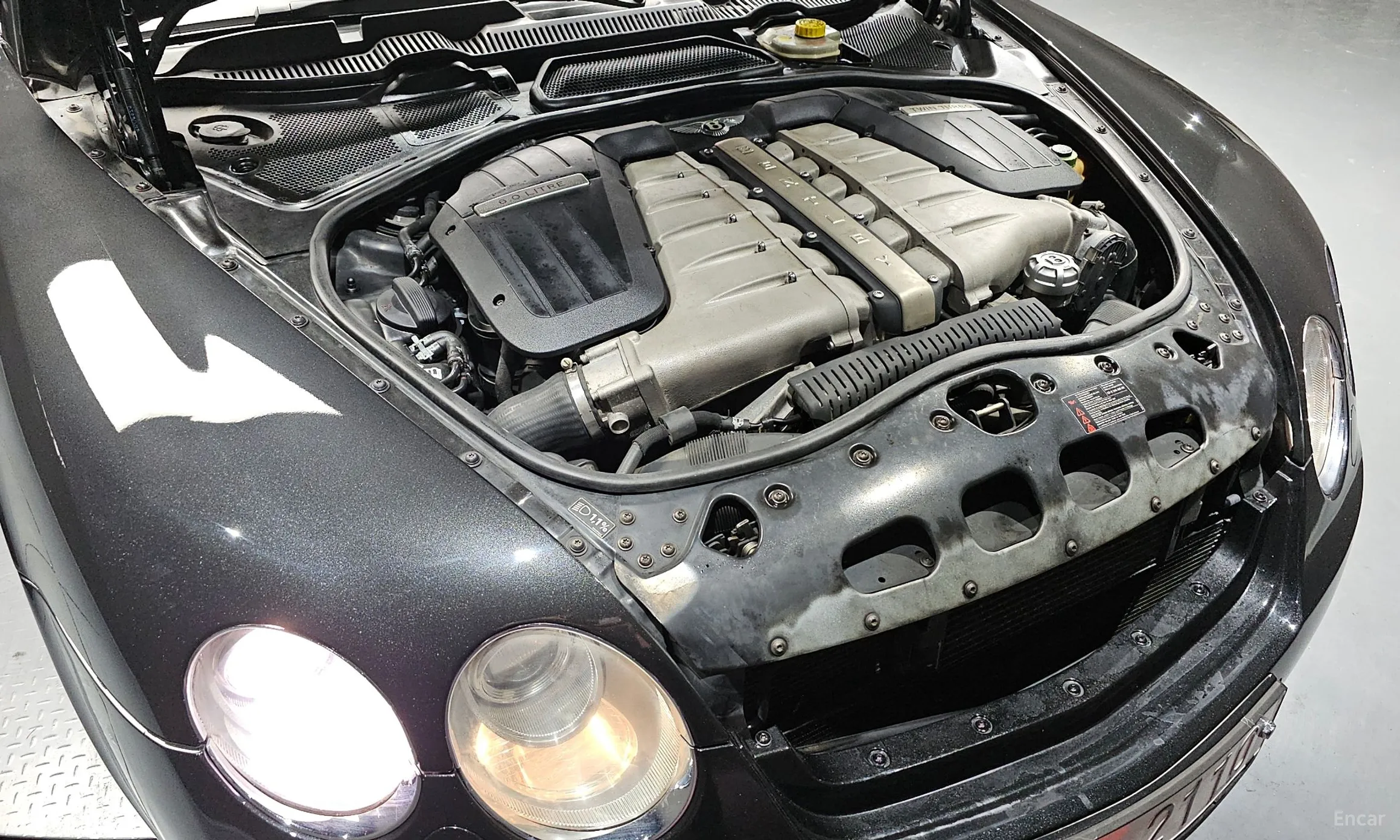 Bentley Flying Spur Gen 1 превью 6