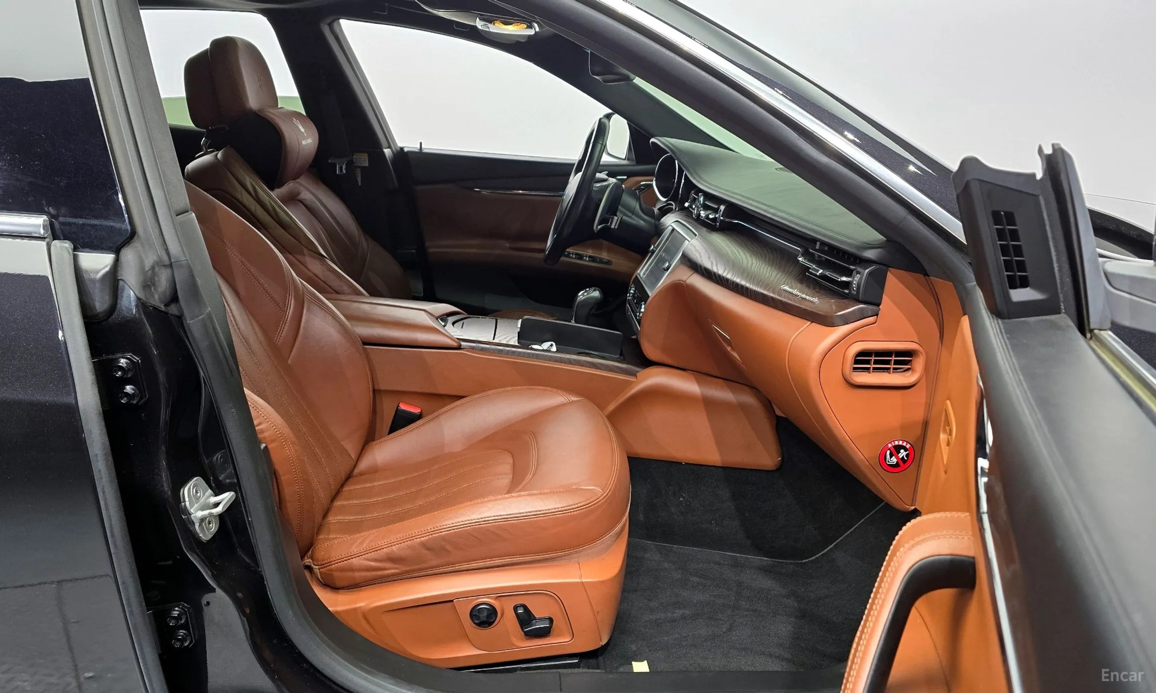 Maserati Quattroporte превью 10
