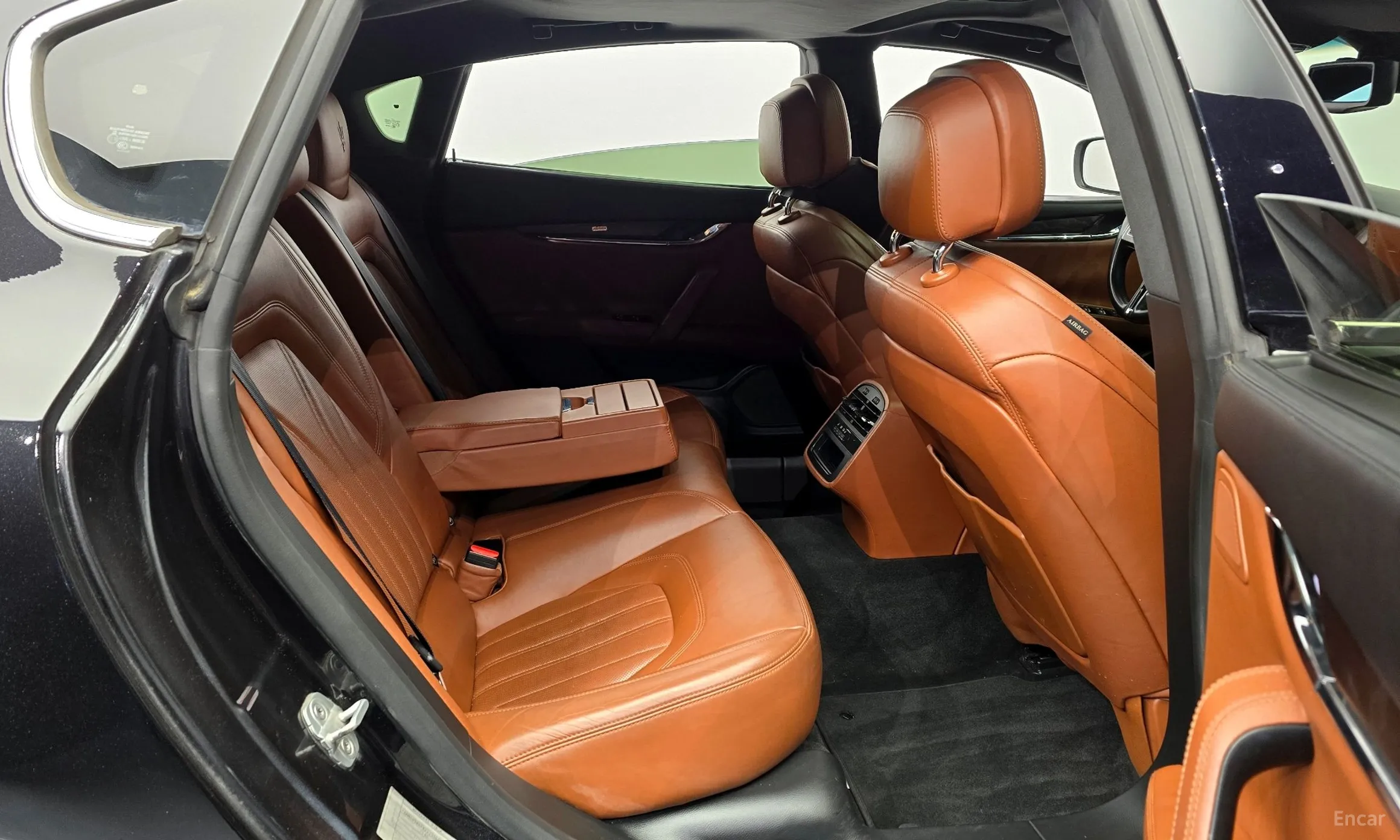 Maserati Quattroporte превью 12