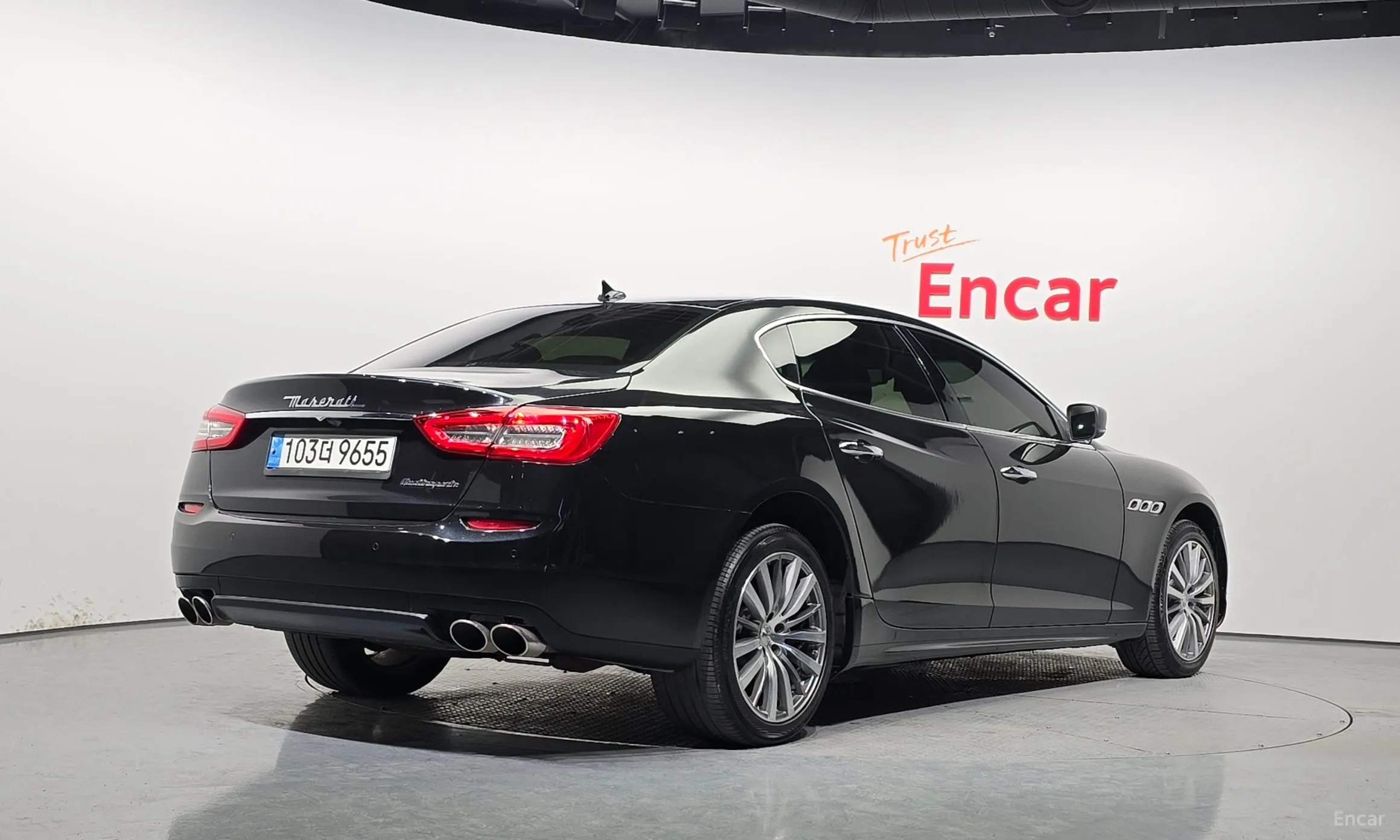 Maserati Quattroporte превью 2