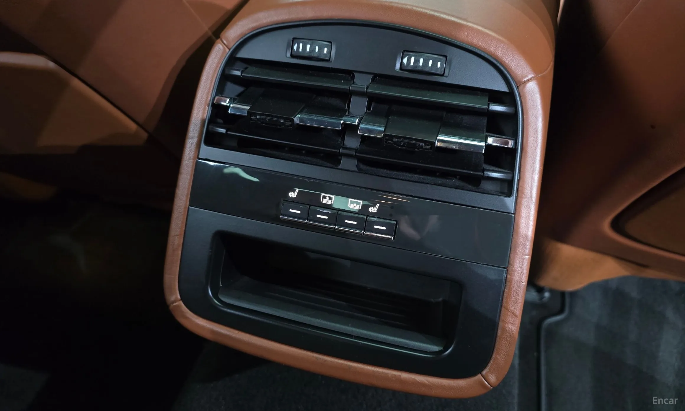 Maserati Quattroporte превью 19