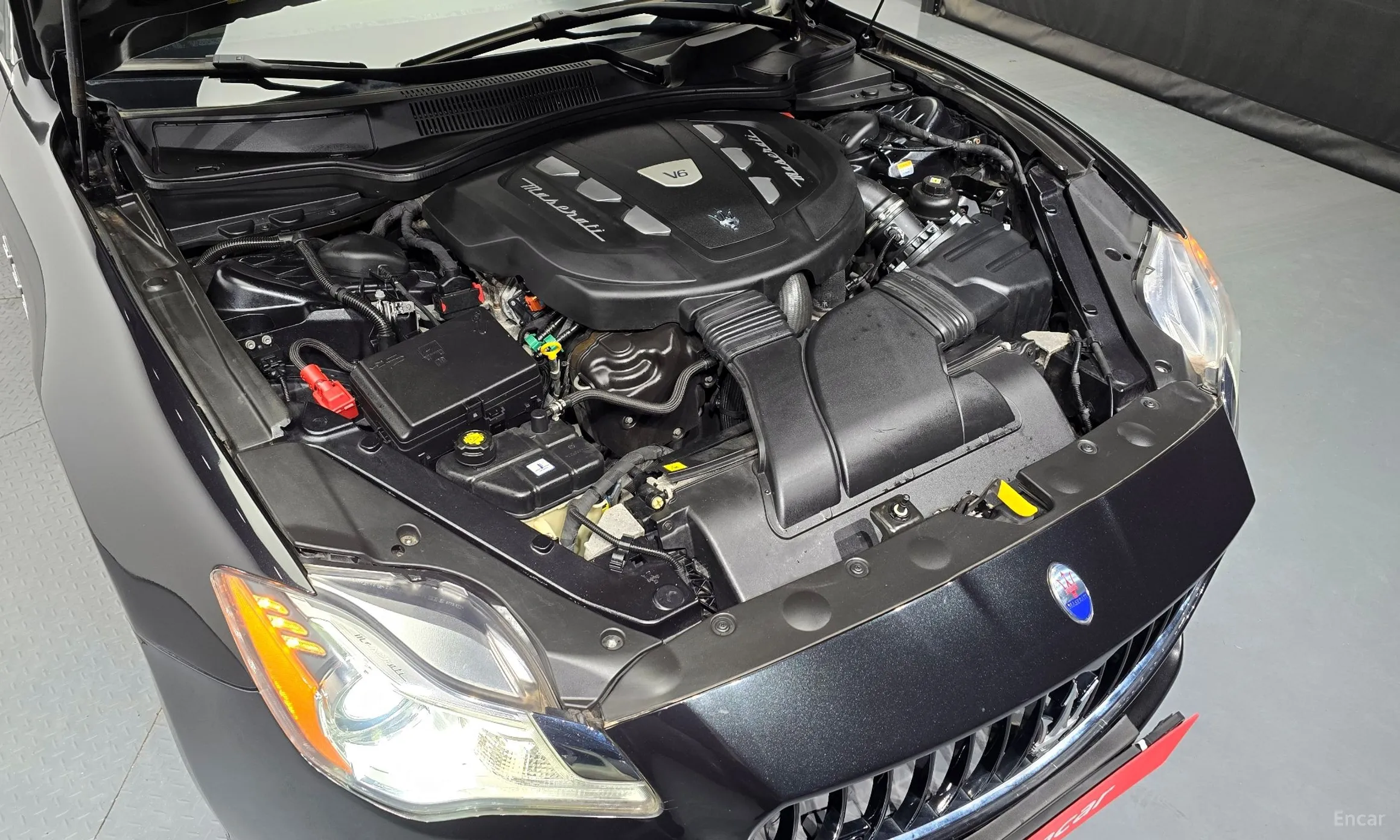 Maserati Quattroporte превью 6