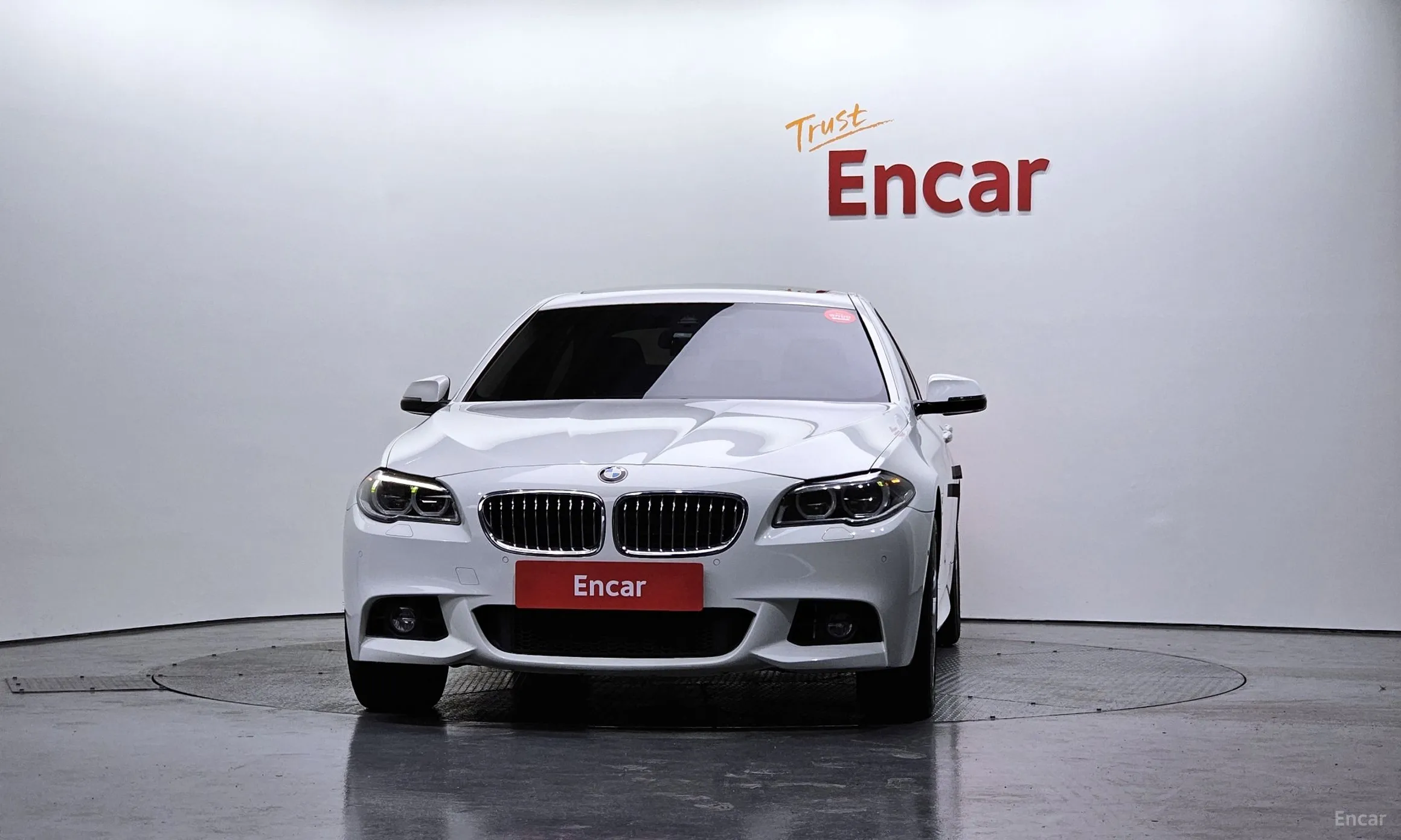 BMW 5 Series (F10) превью 2