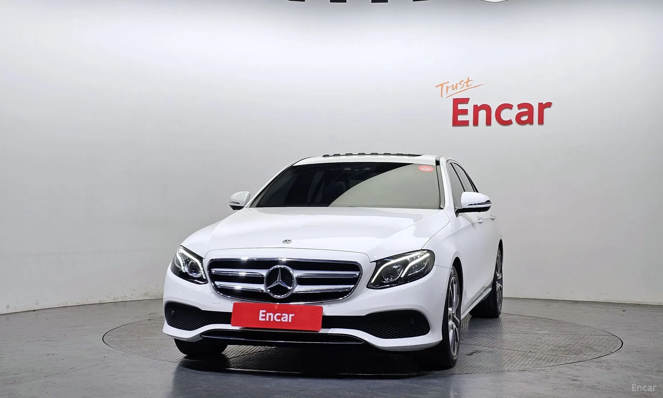 Mercedes Benz E-Class W213