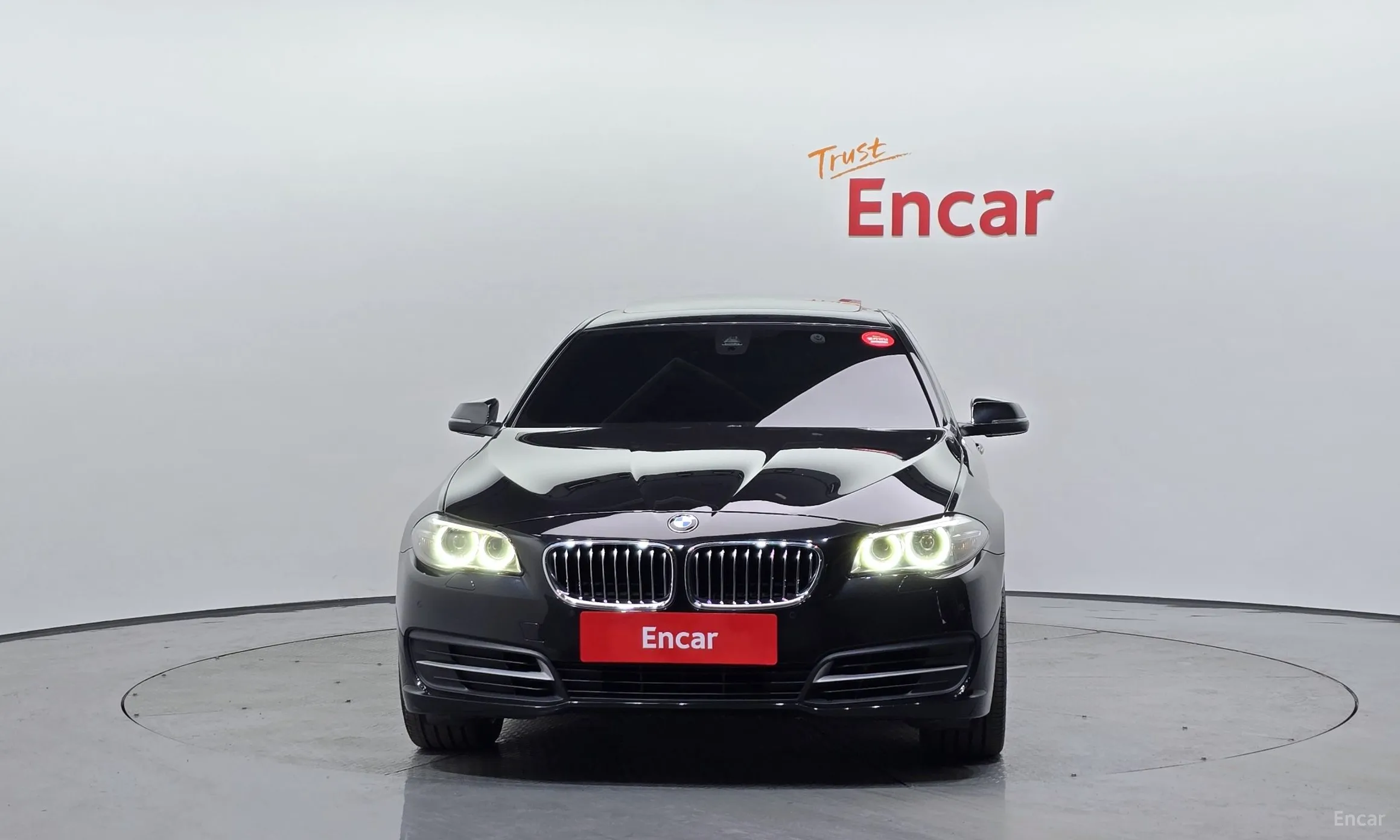 BMW 5 Series (F10) превью 2