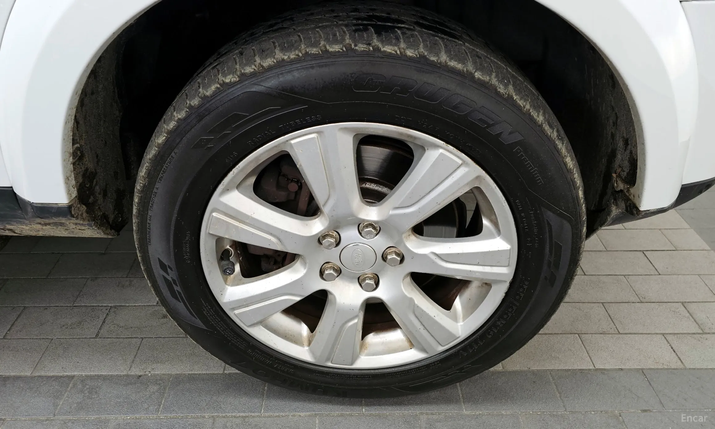 Land Rover Discovery 4 превью 5