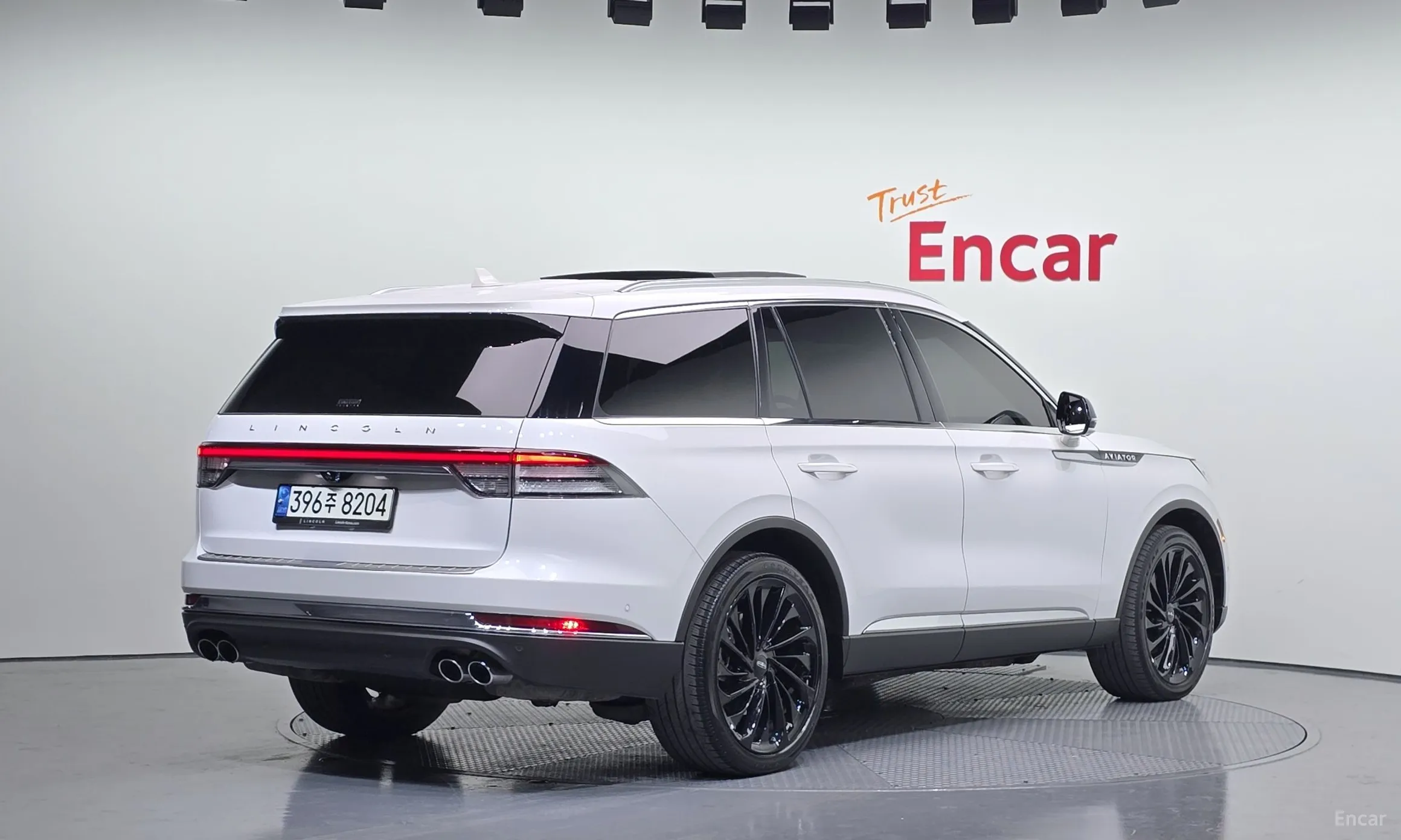 Lincoln Aviator 2nd Generation превью 2