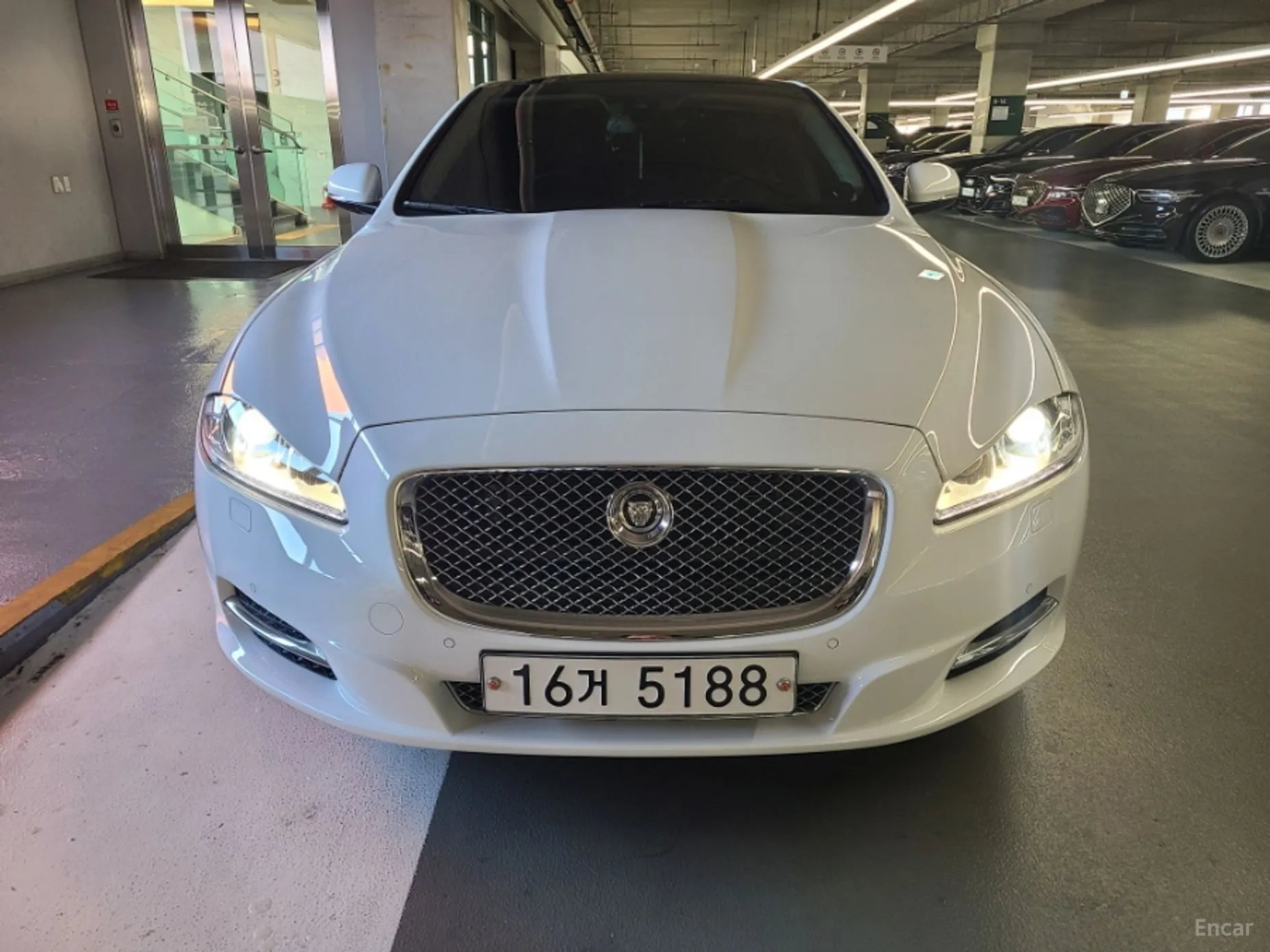 Jaguar All New XJ