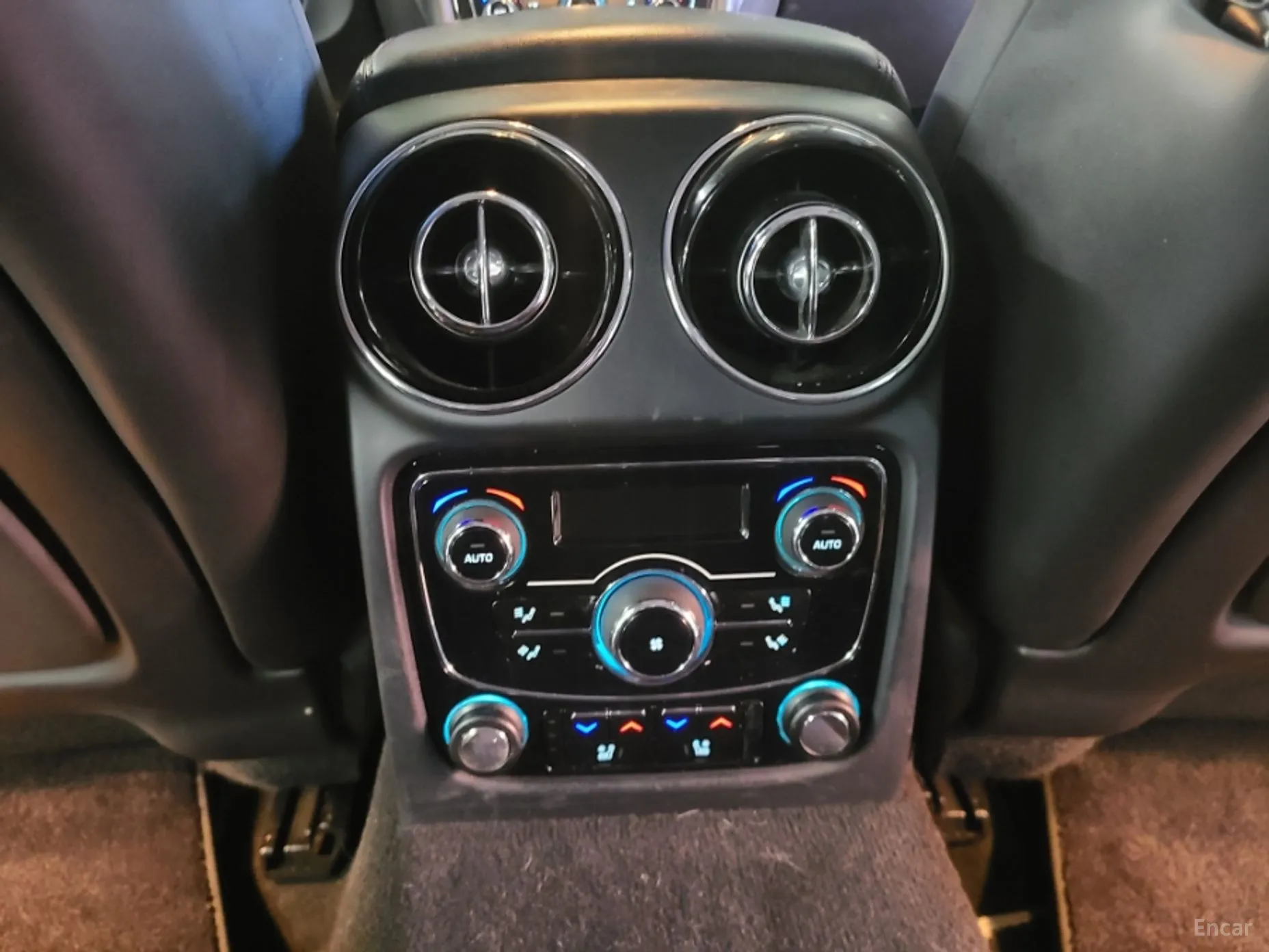 Jaguar All New XJ превью 18