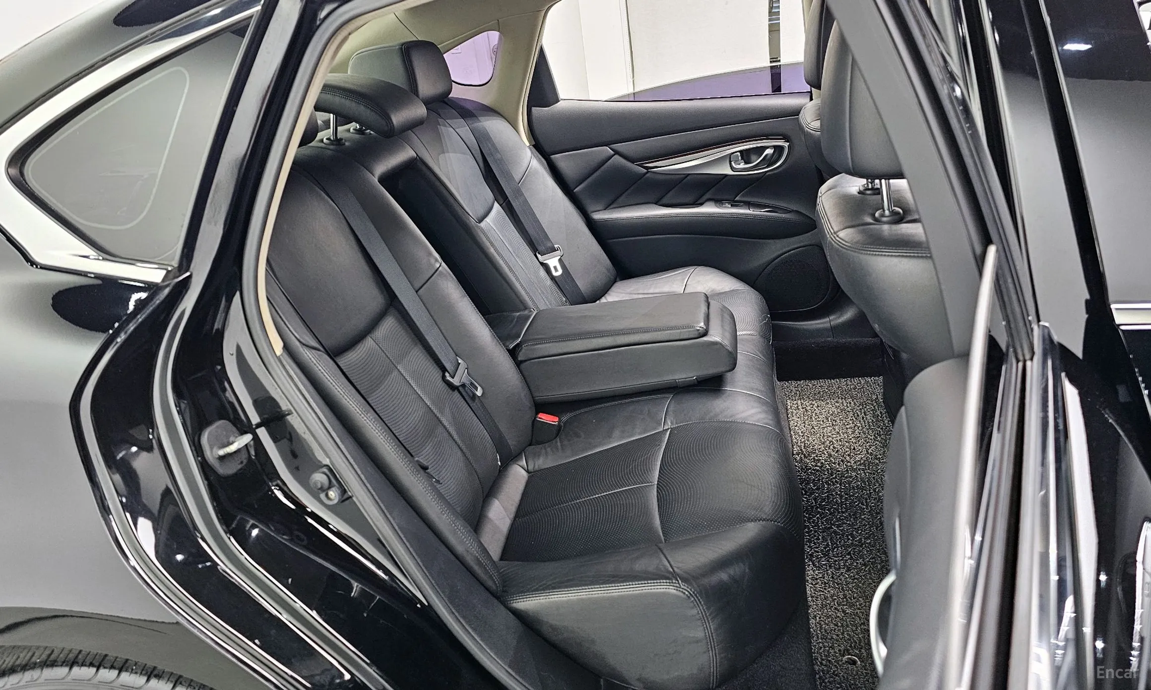 Infiniti M37 превью 12