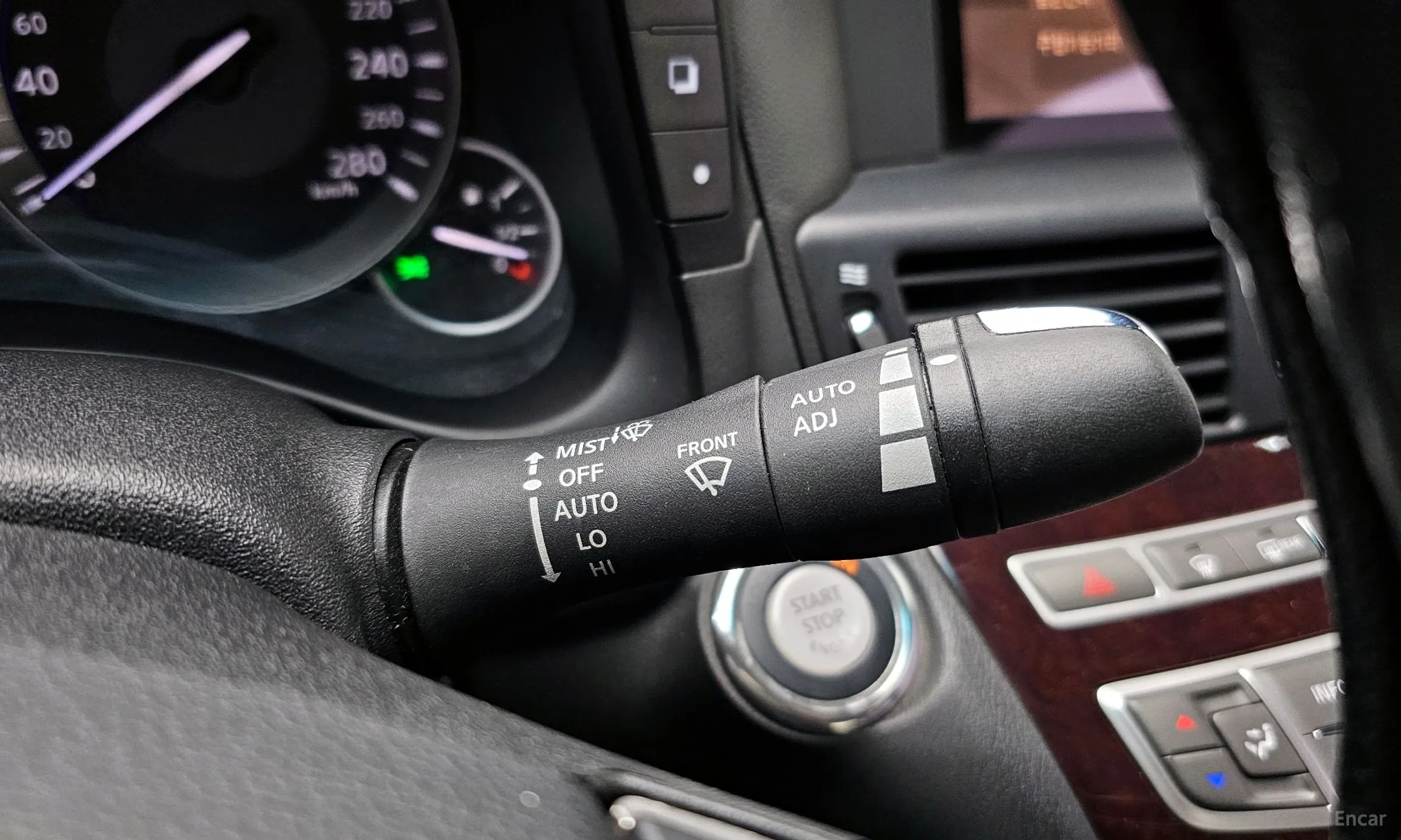 Infiniti M37 превью 17