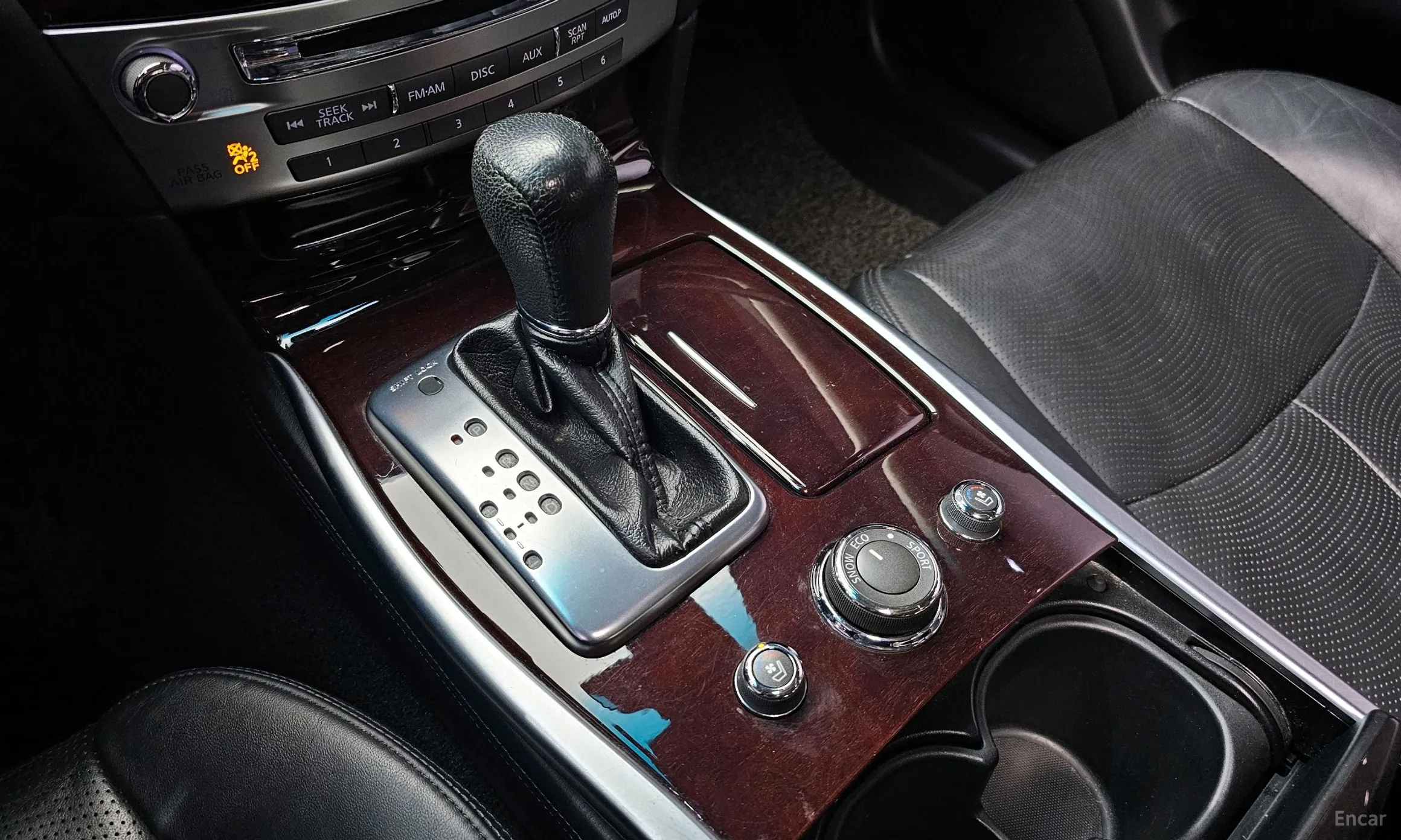 Infiniti M37 превью 9