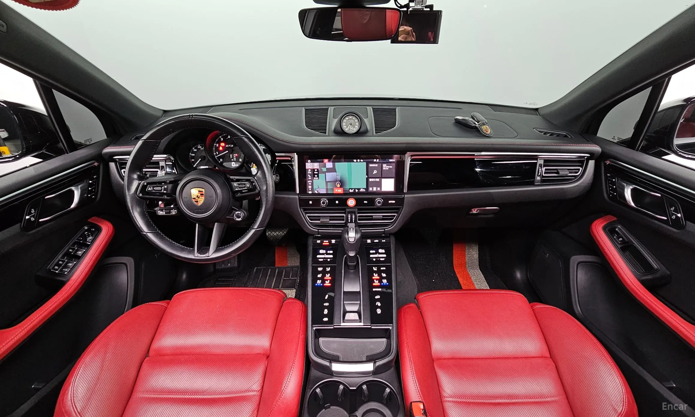 Porsche Macan превью 4