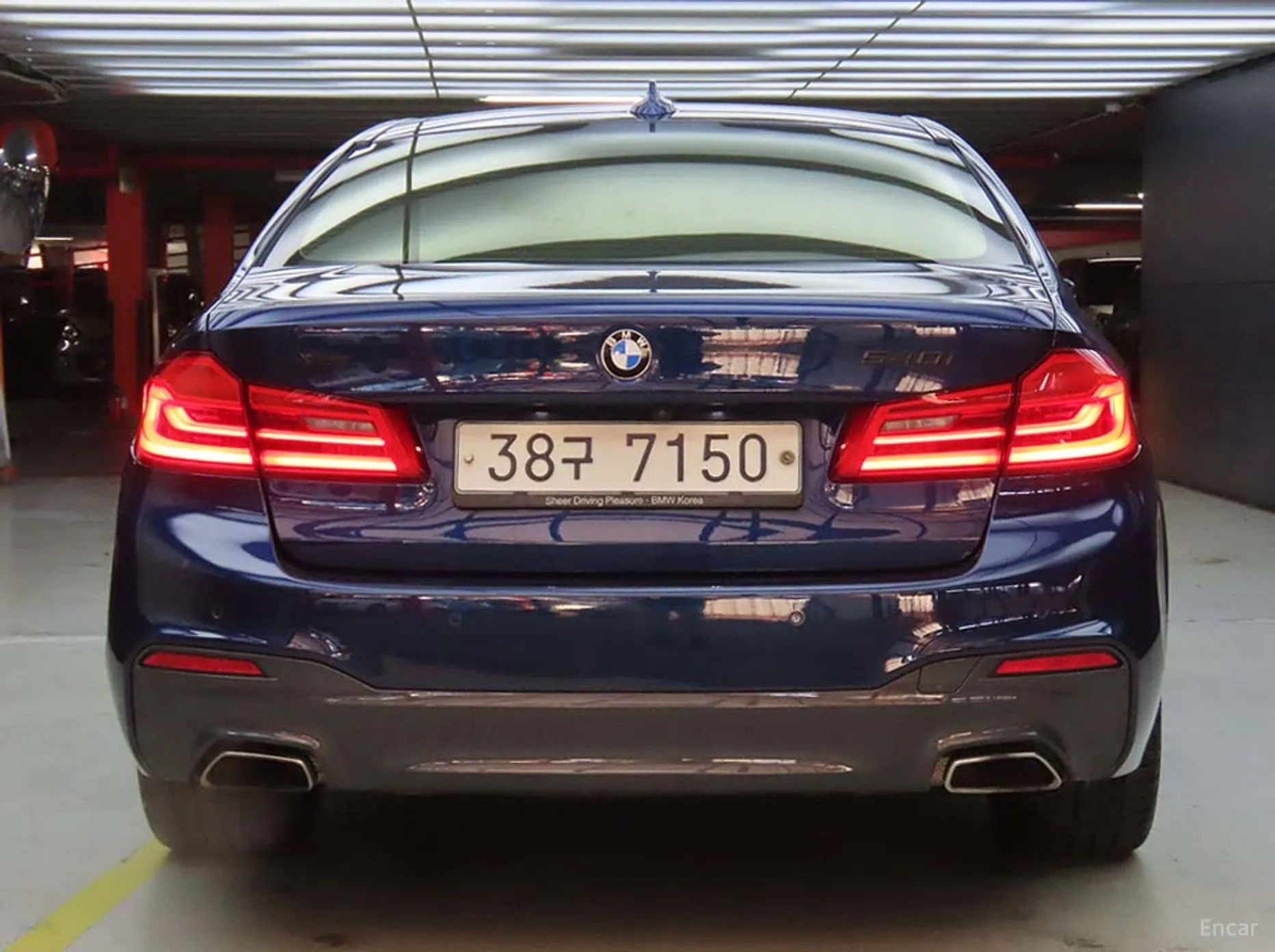 BMW 5 Series (G30) превью 2