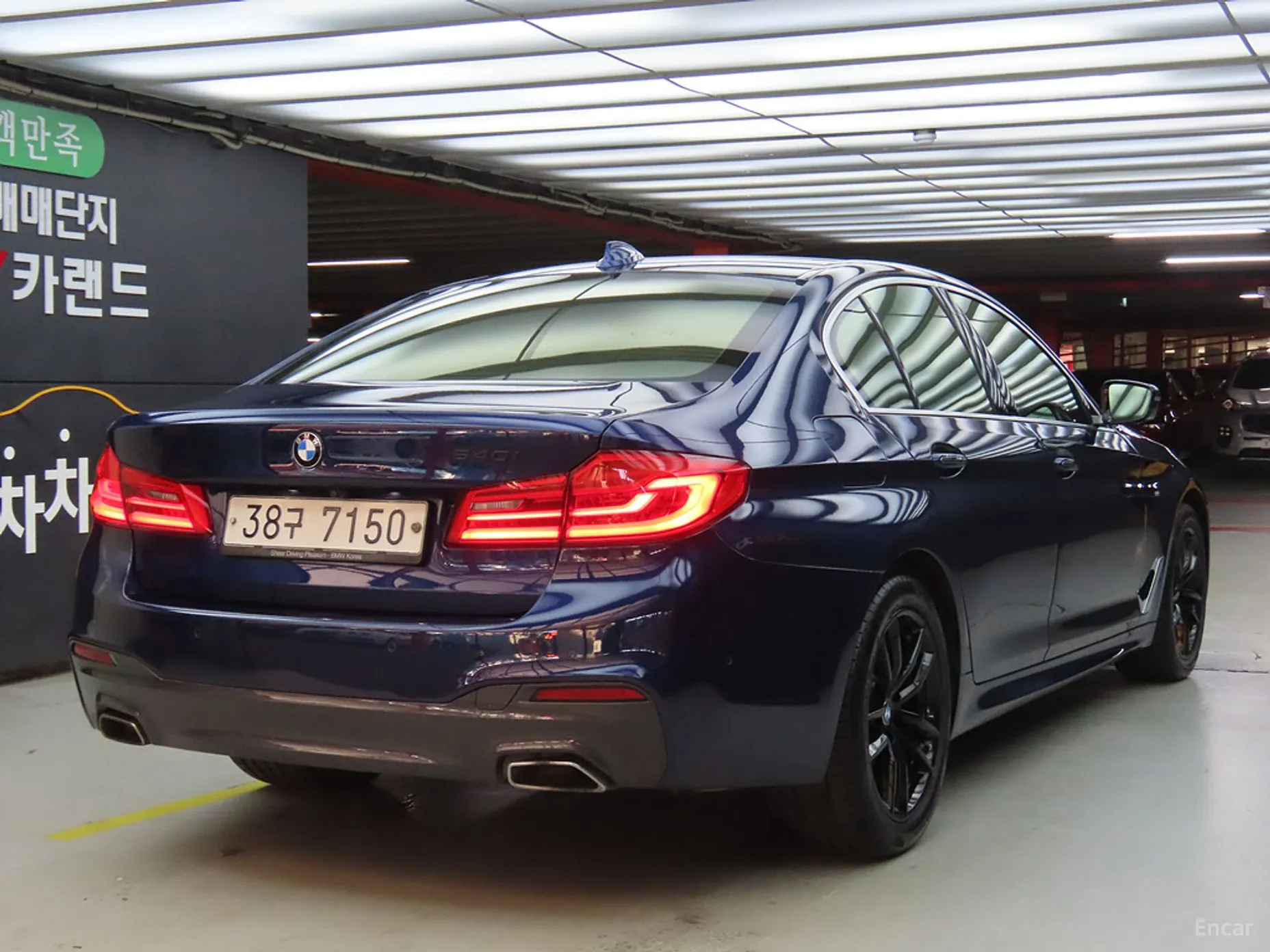 BMW 5 Series (G30) превью 3
