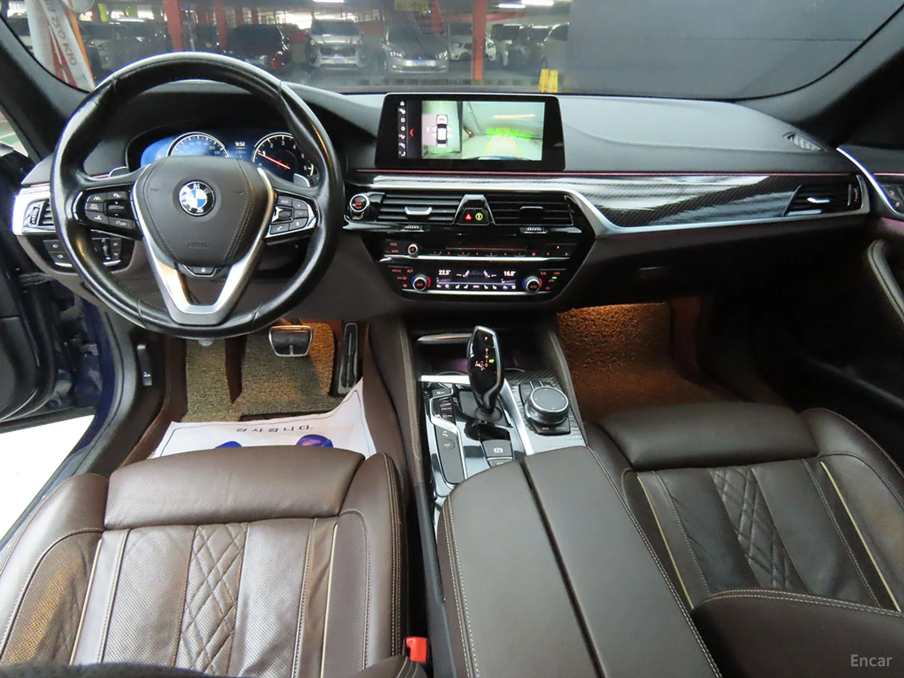 BMW 5 Series (G30) превью 4