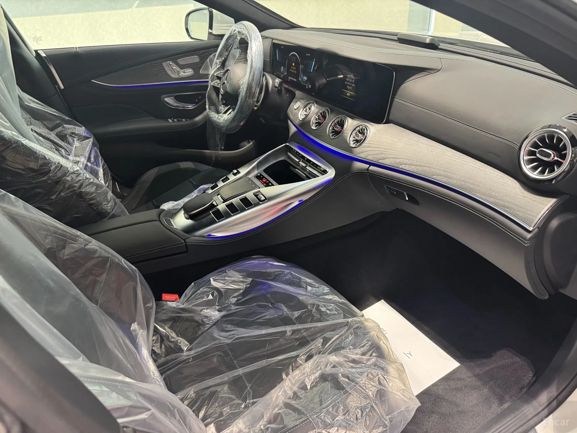 Mercedes Benz AMG GT превью 4