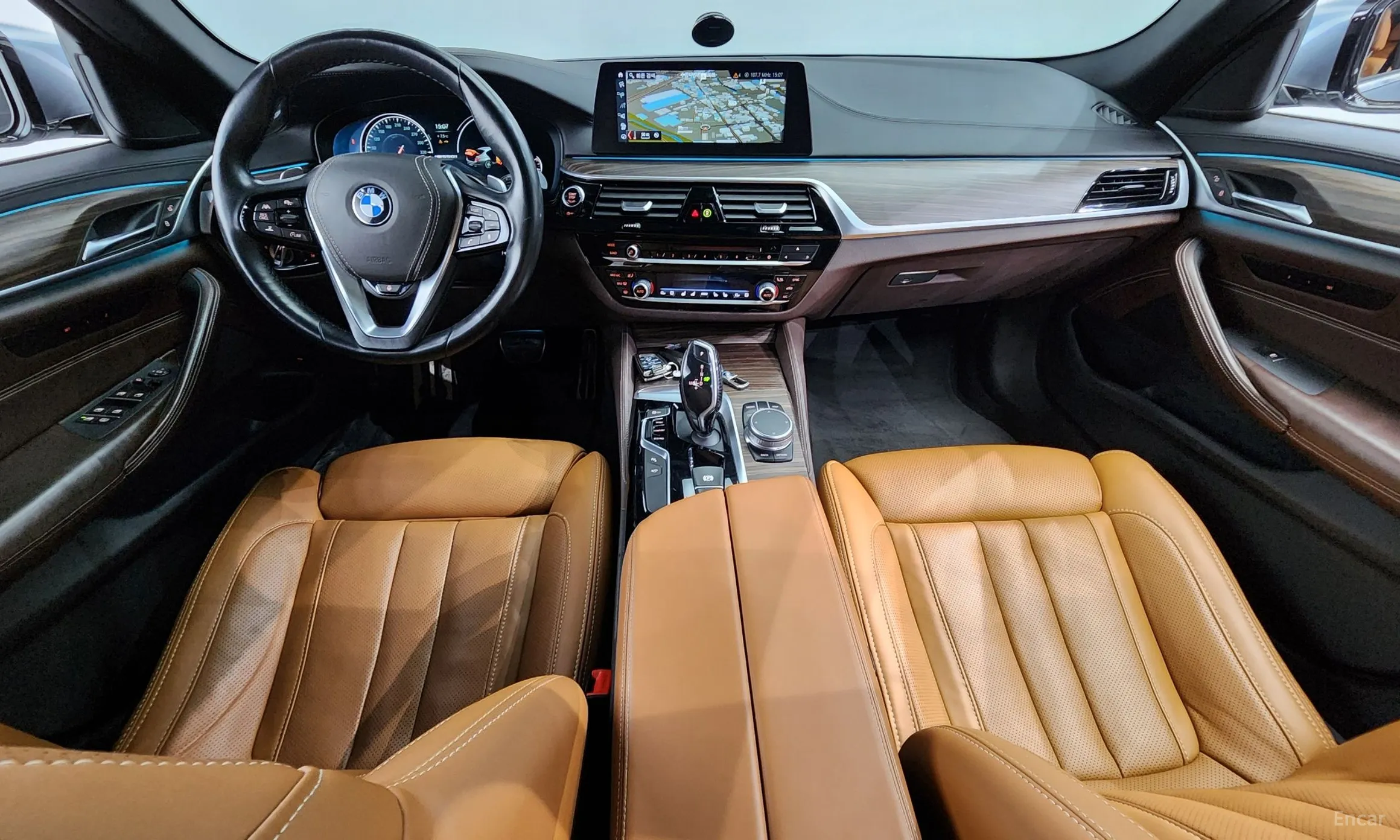 BMW 5 Series (G30) превью 4