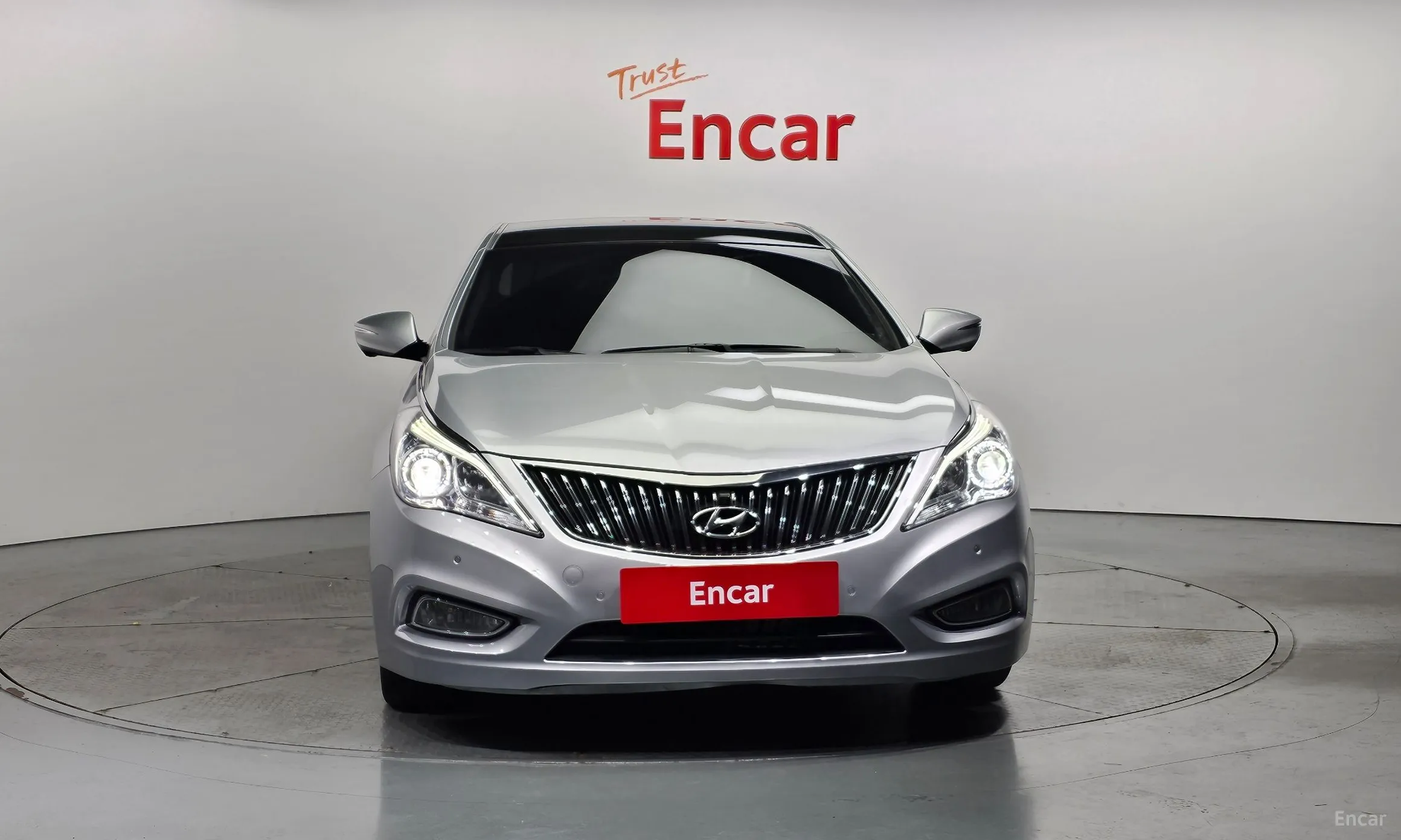 Hyundai Grandeur HG превью 2