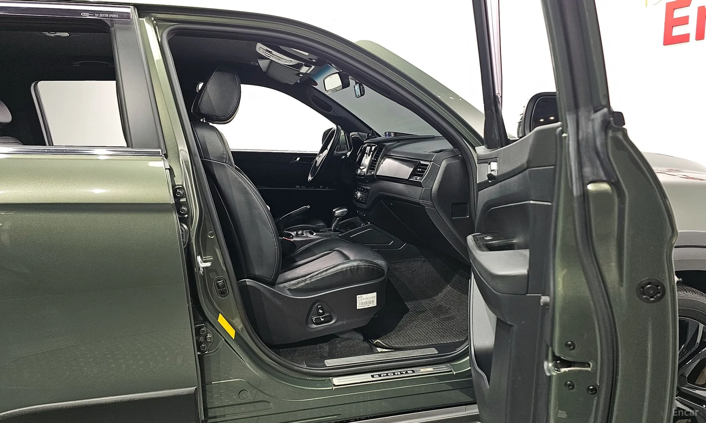 KG Mobility (SsangYong) Rexton Sports превью 12