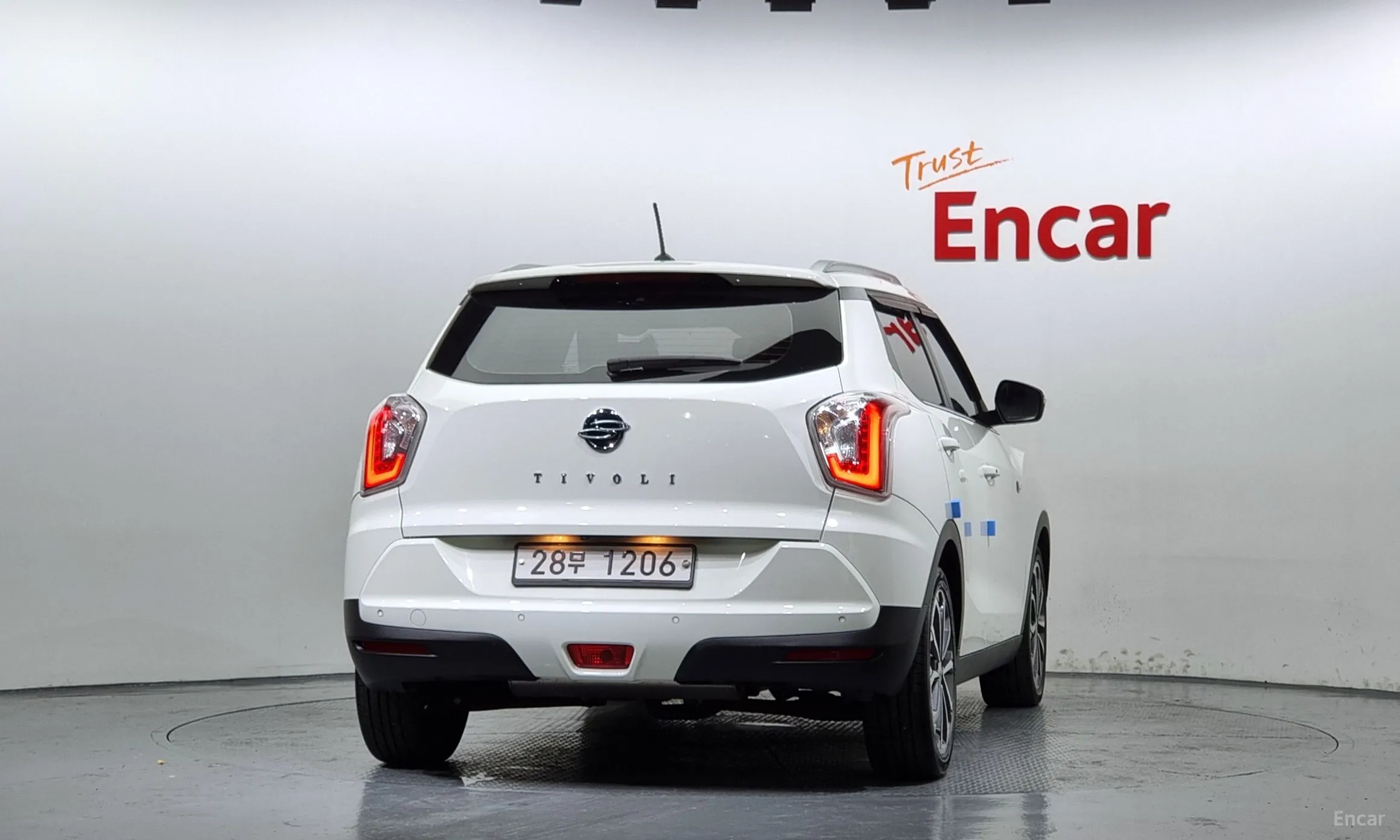 KG Mobility (SsangYong) Tivoli Armor превью 3