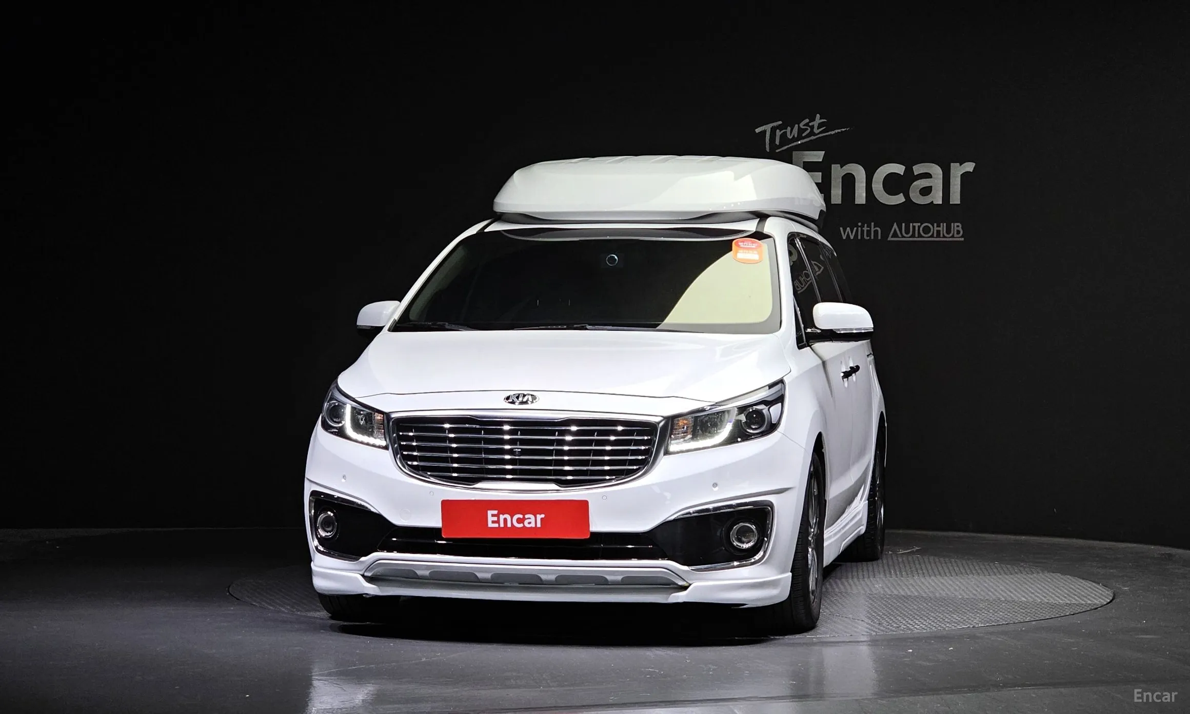 Kia Carnival превью 2