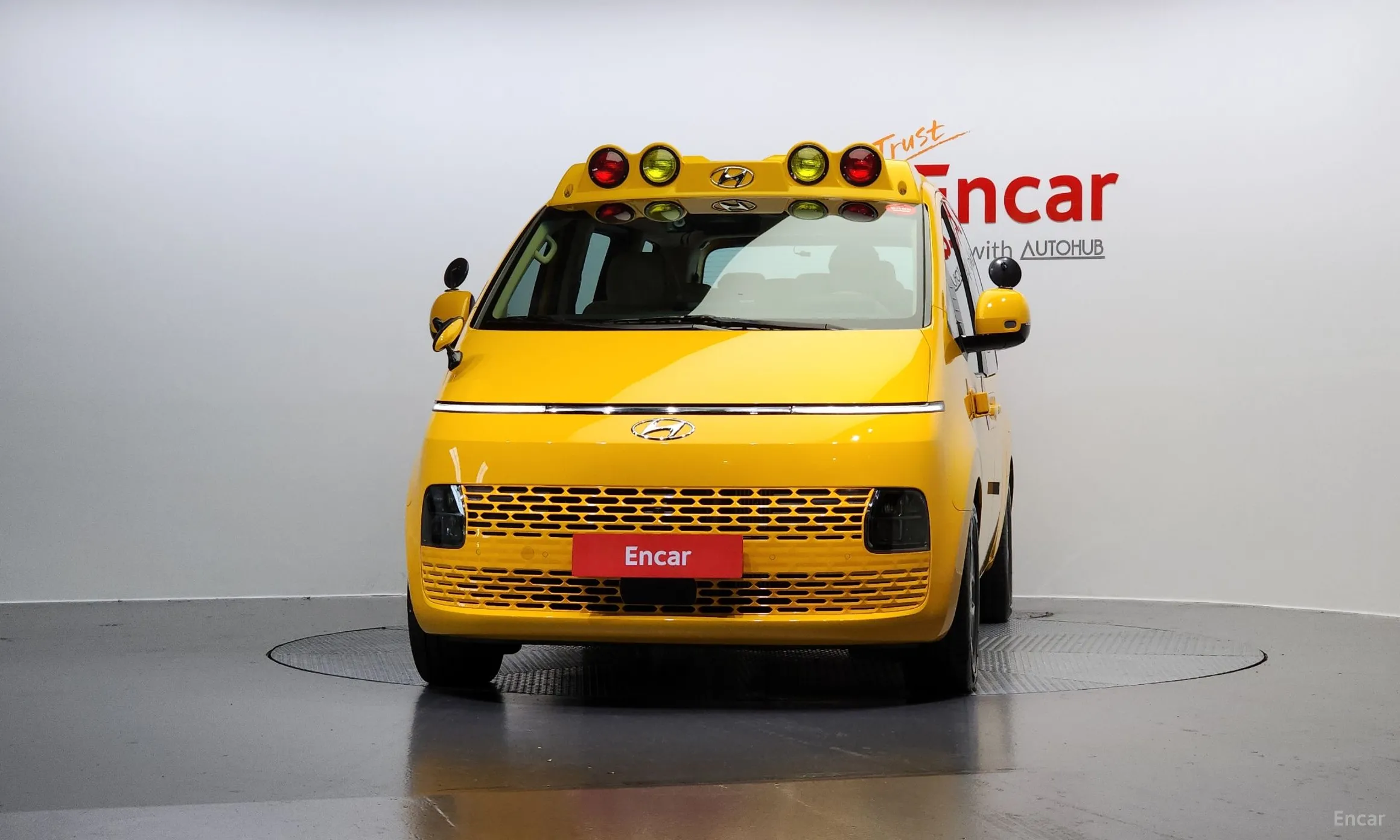 Hyundai Staria превью 2