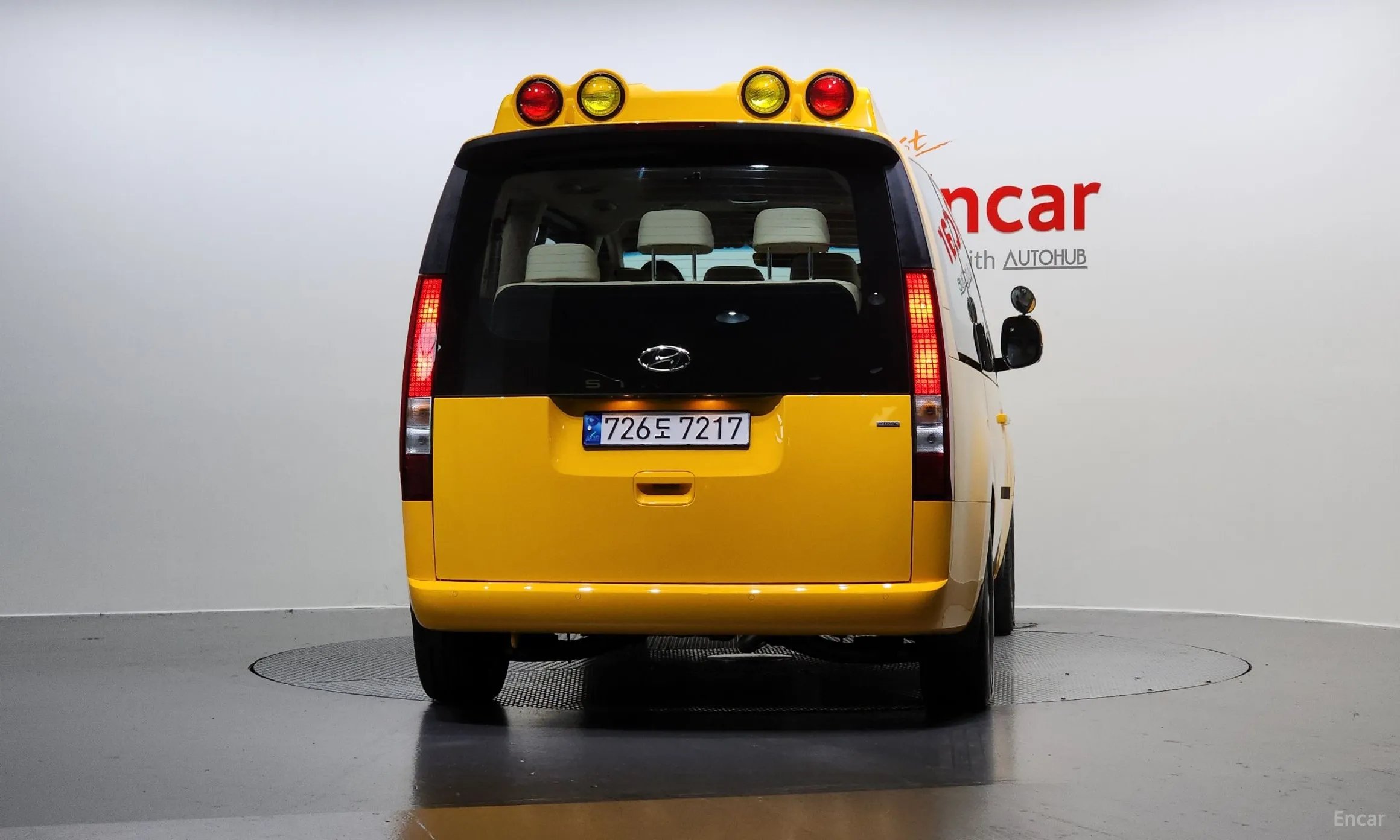 Hyundai Staria превью 3
