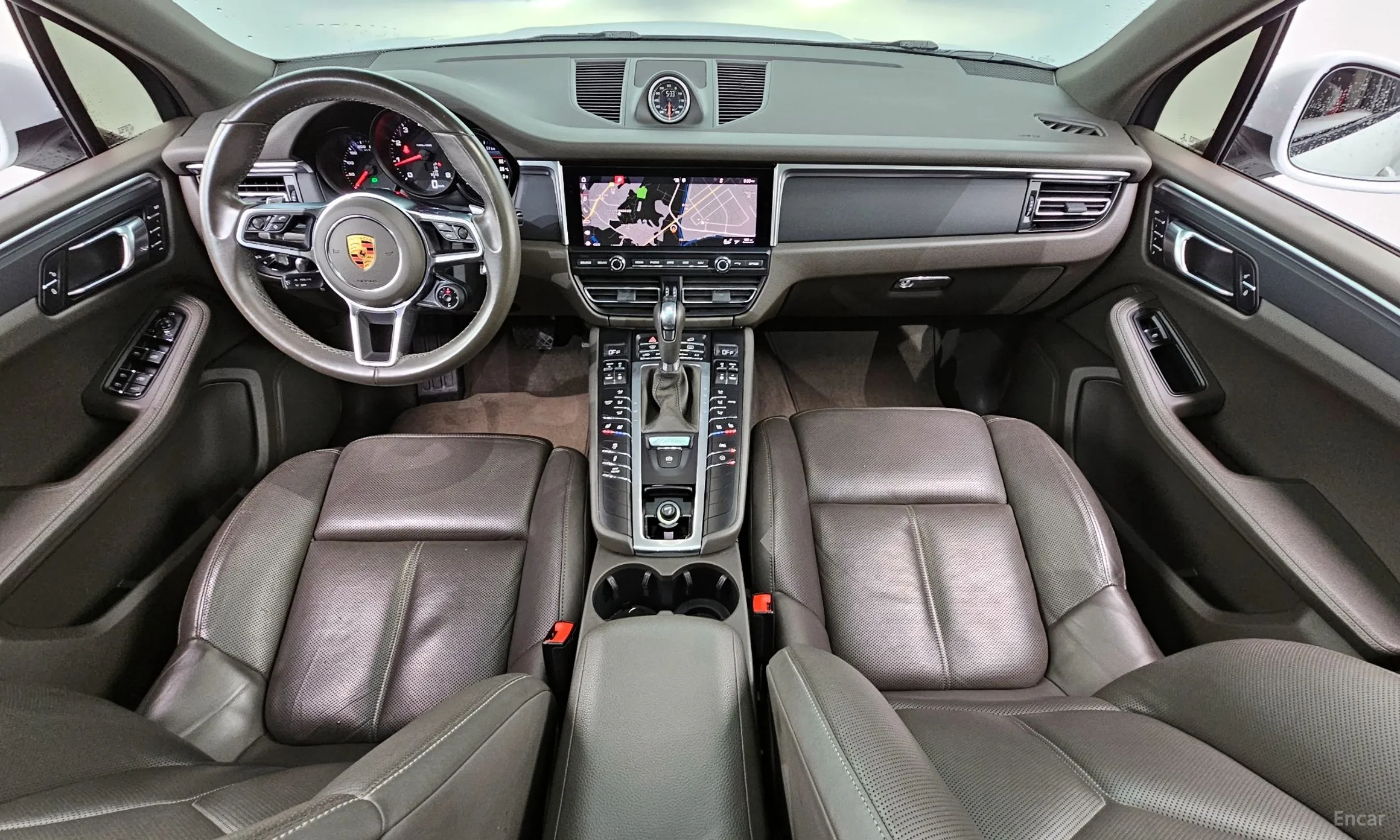 Porsche Macan превью 4