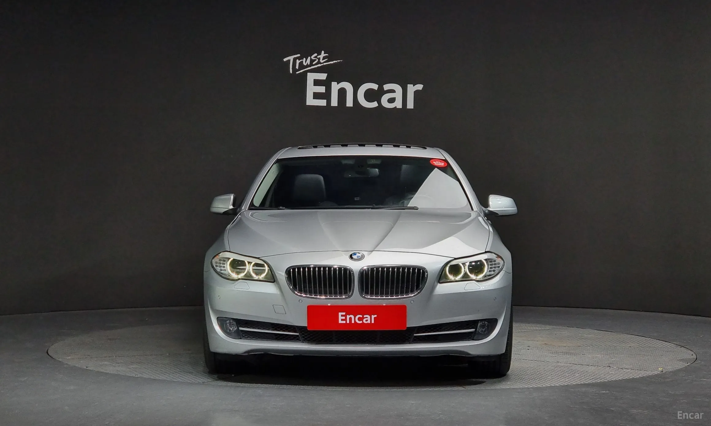 BMW 5 Series (F10) превью 2