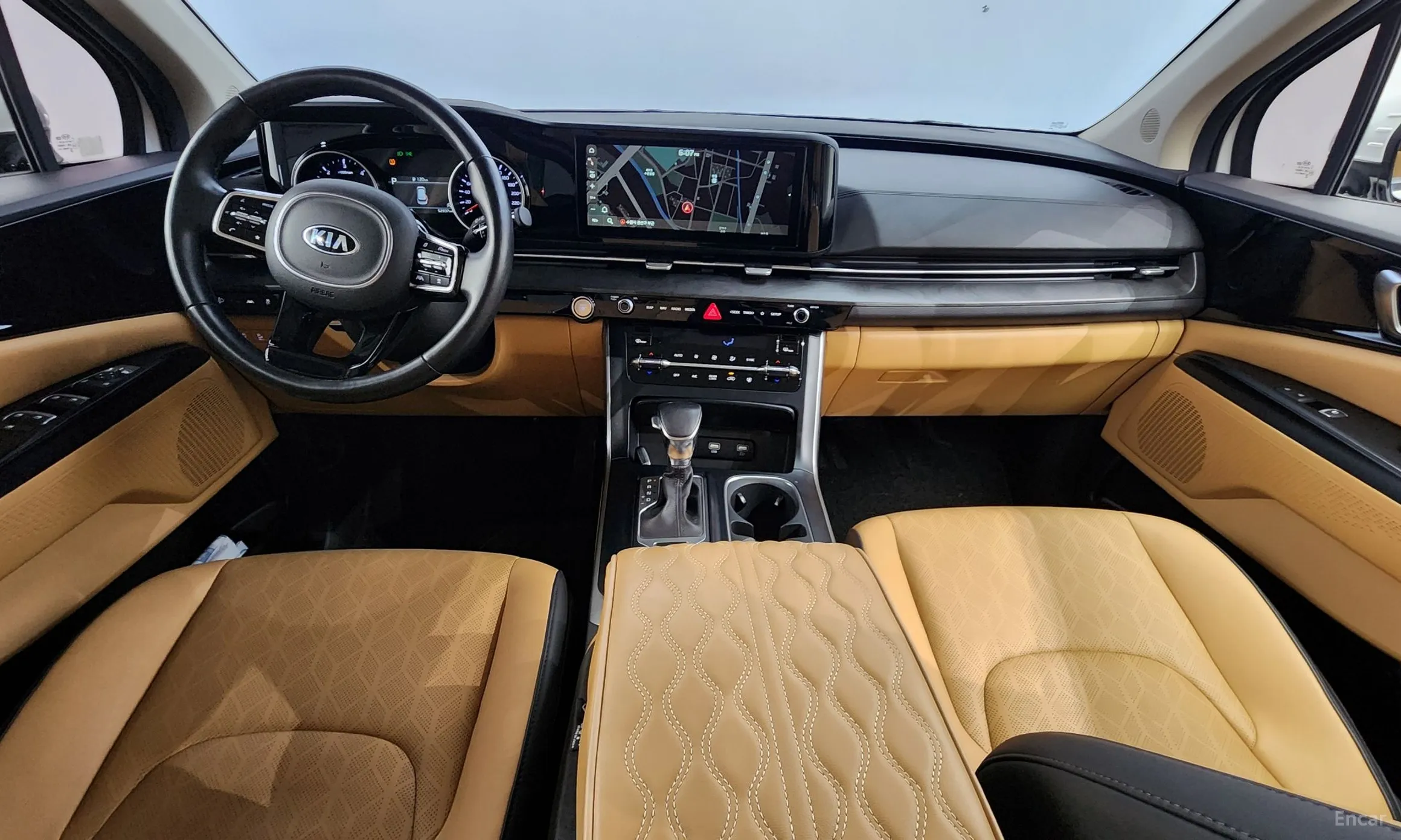 Kia Carnival Gen 4 превью 4