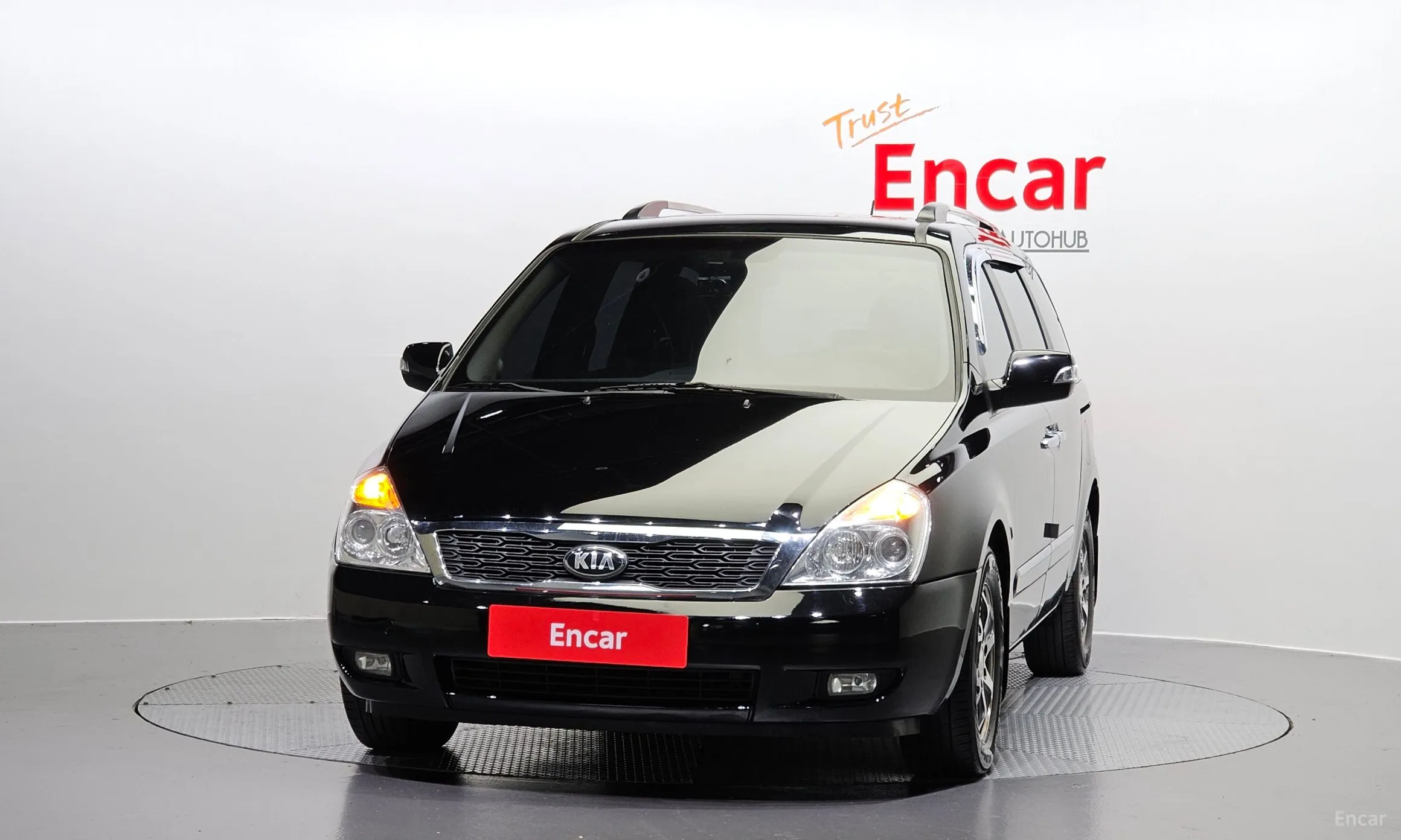 Kia Carnival R превью 2