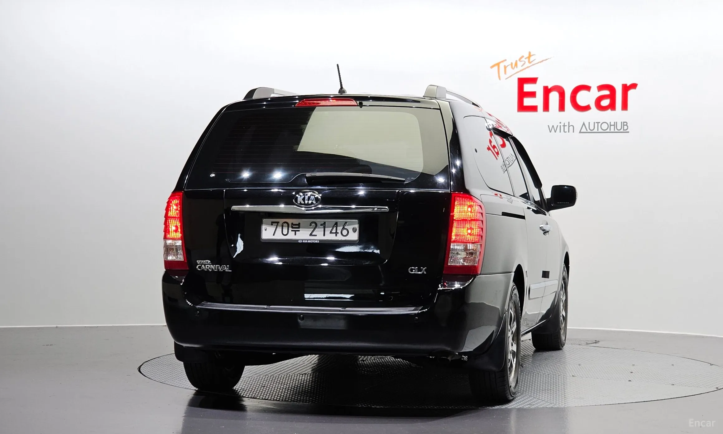 Kia Carnival R превью 3