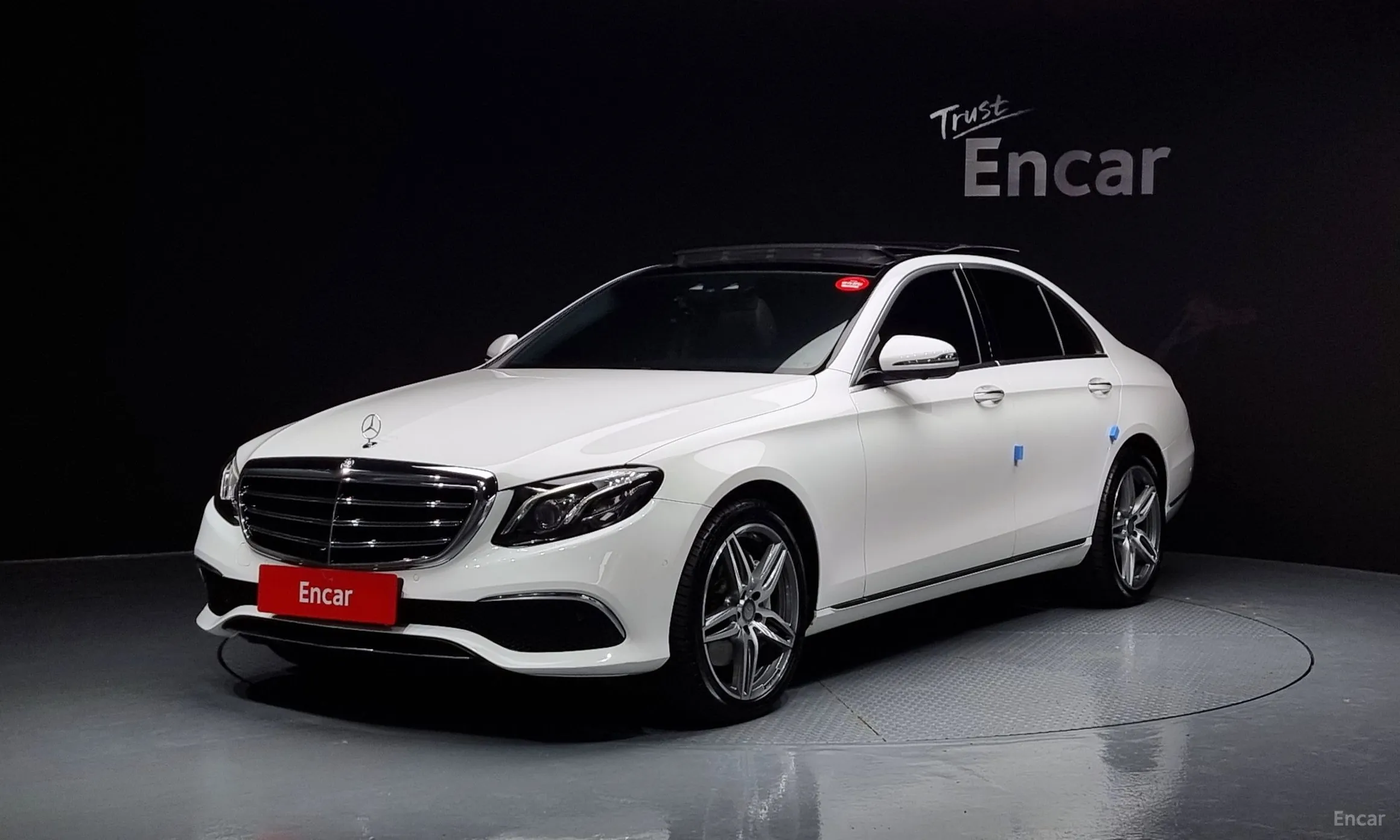 Mercedes Benz E-Class W213
