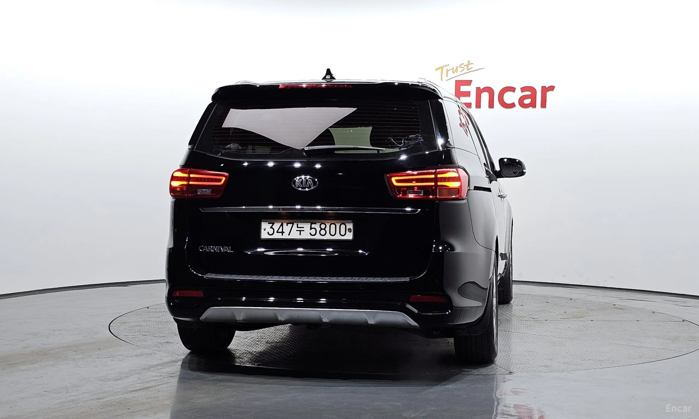 Kia Carnival превью 3