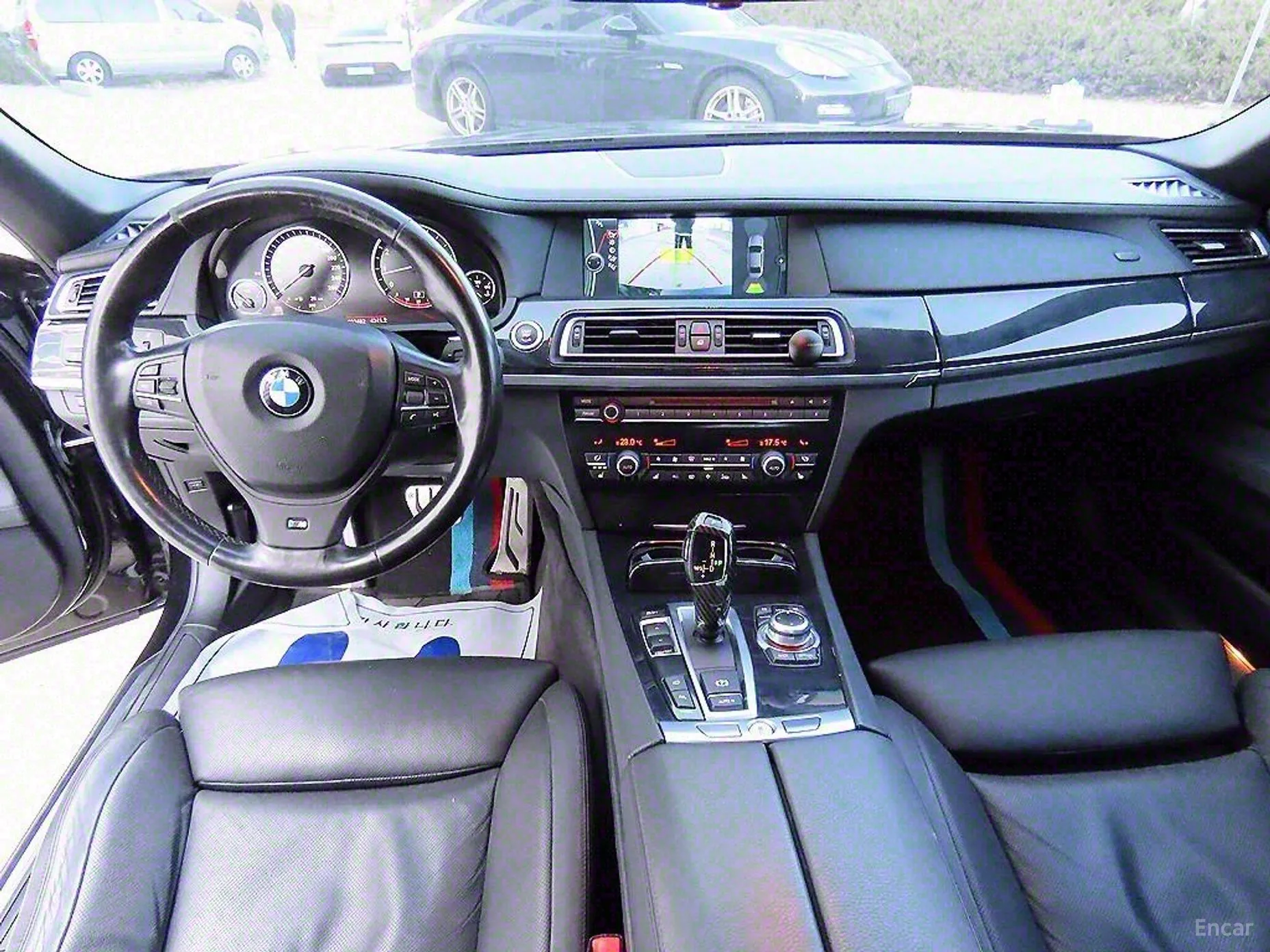 BMW 7 Series (F01) превью 4