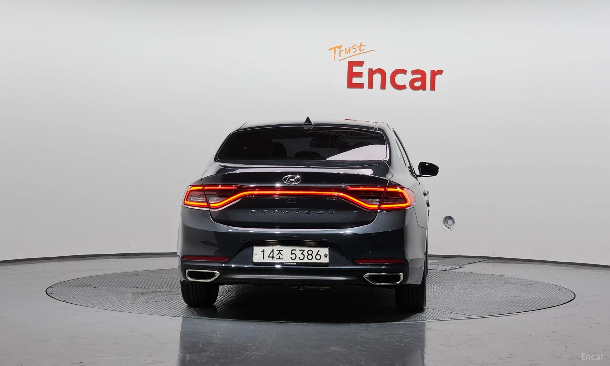 Hyundai Grandeur IG превью 3