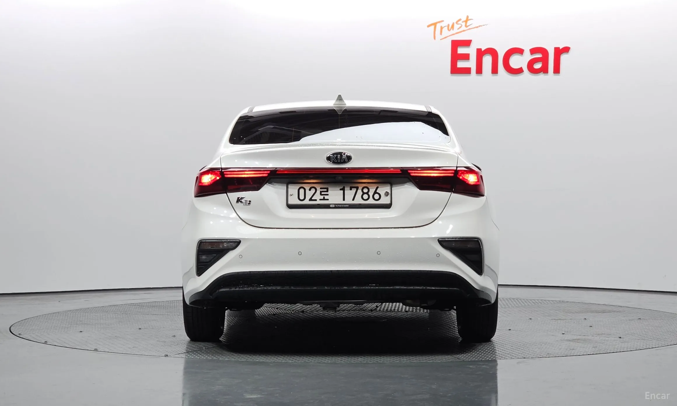 Kia K3 превью 3