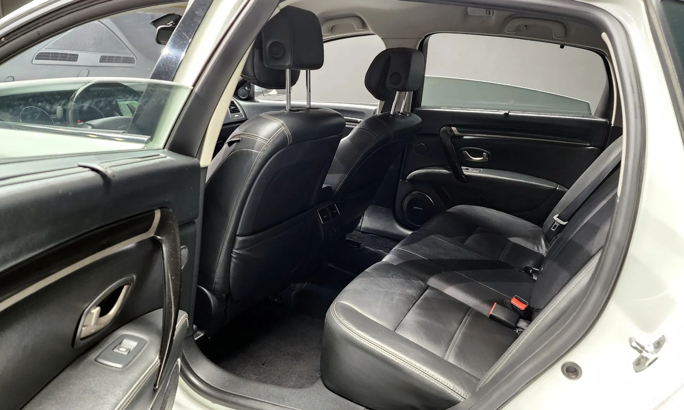 Renault Korea (Samsung) SM7 превью 12