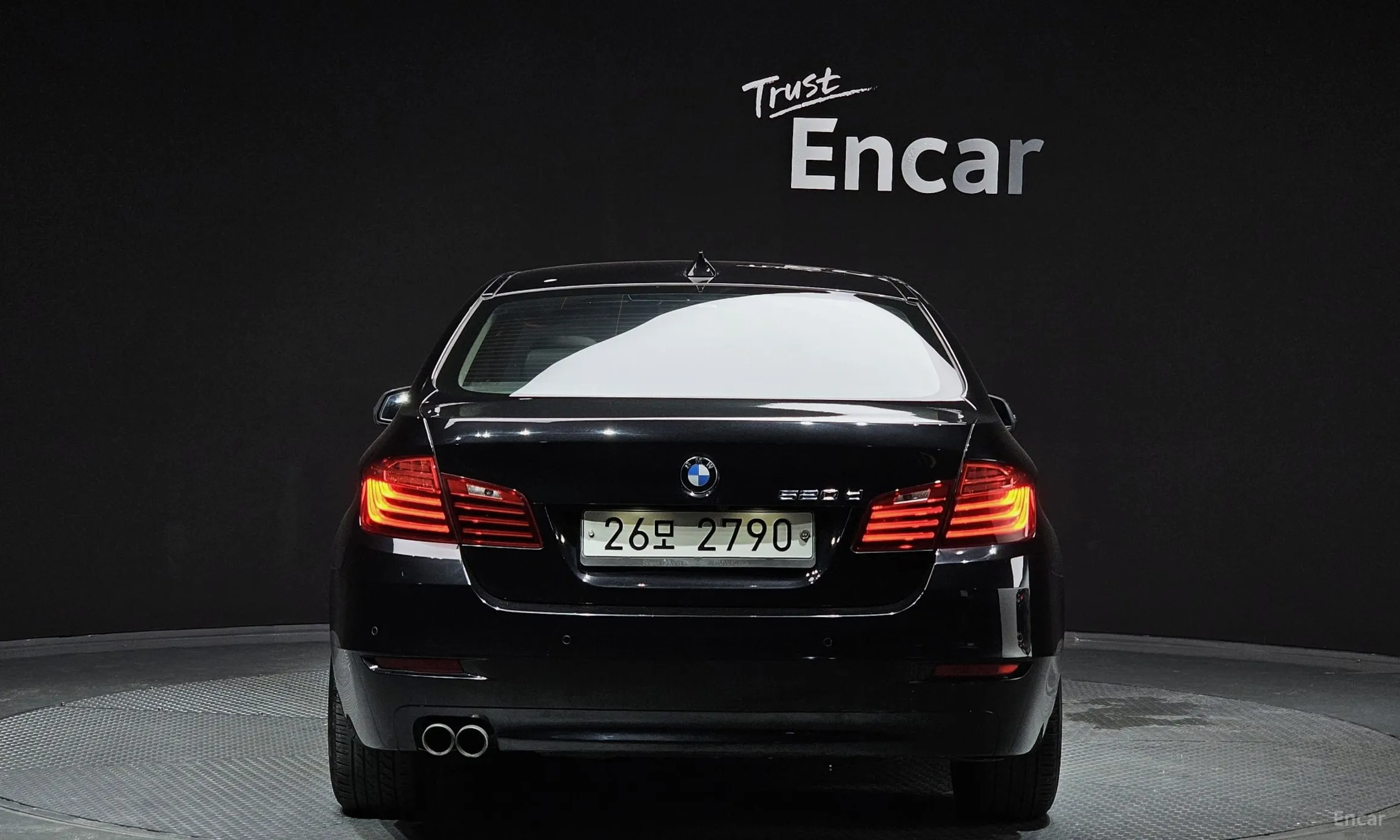BMW 5 Series (F10) превью 3